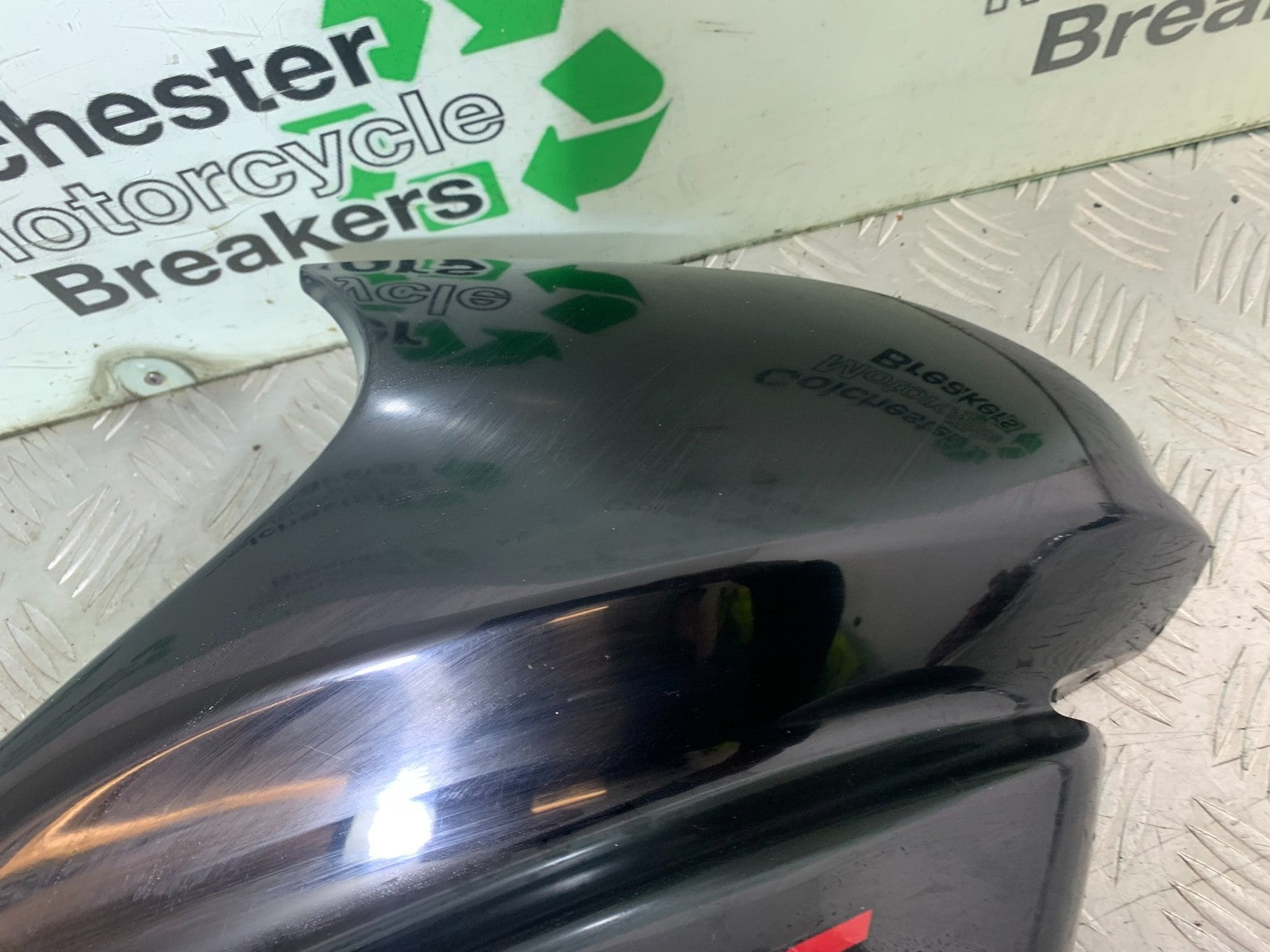 KAWASAKI ER6 F ER6F RIGHT FAIRING PANEL   YEAR 2005-2008 (CMB1277)