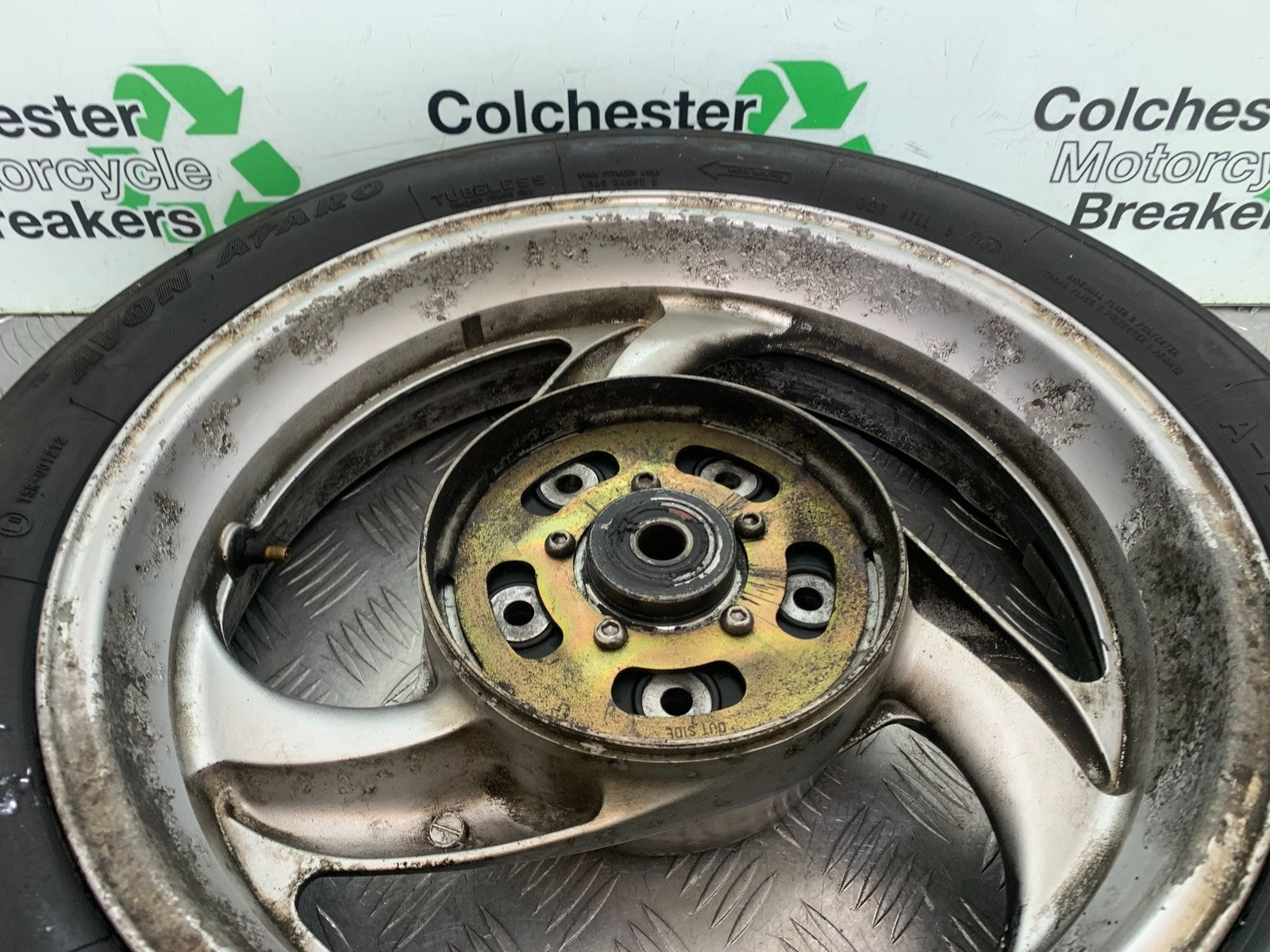 HONDA NT650 V DEAUVILLE REAR WHEEL  YEAR 1999 (CMB1268)