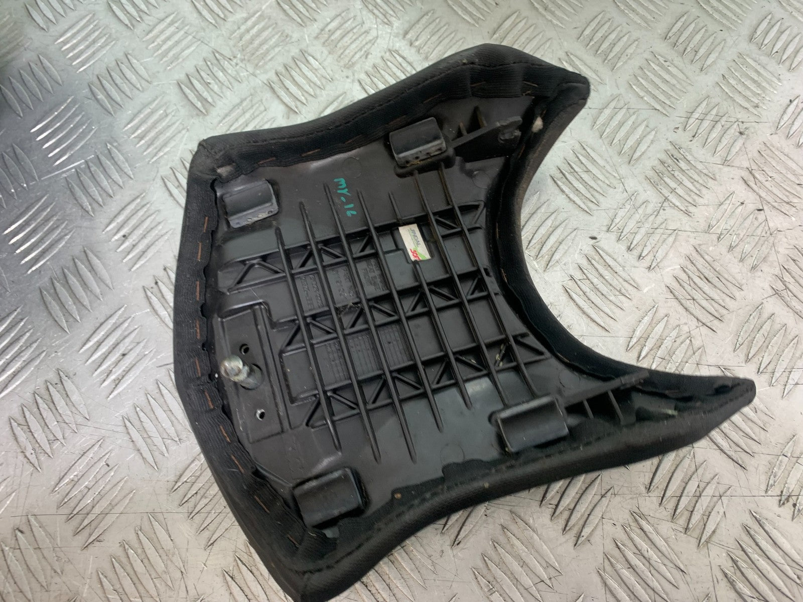 KTM RC125 RC 125 FRONT SEAT 2014 2017 (CMB1199)
