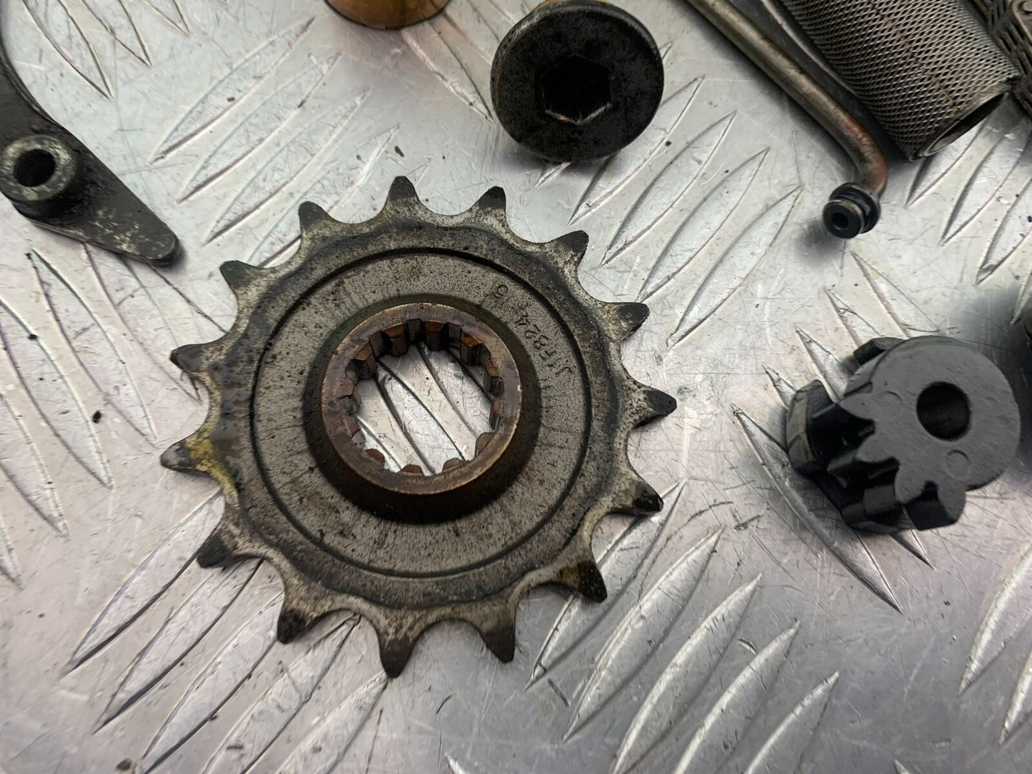 HUSQVARNA TE630 TE 630 ENGINE PARTS  YEAR 2010-11 (CMB1120)