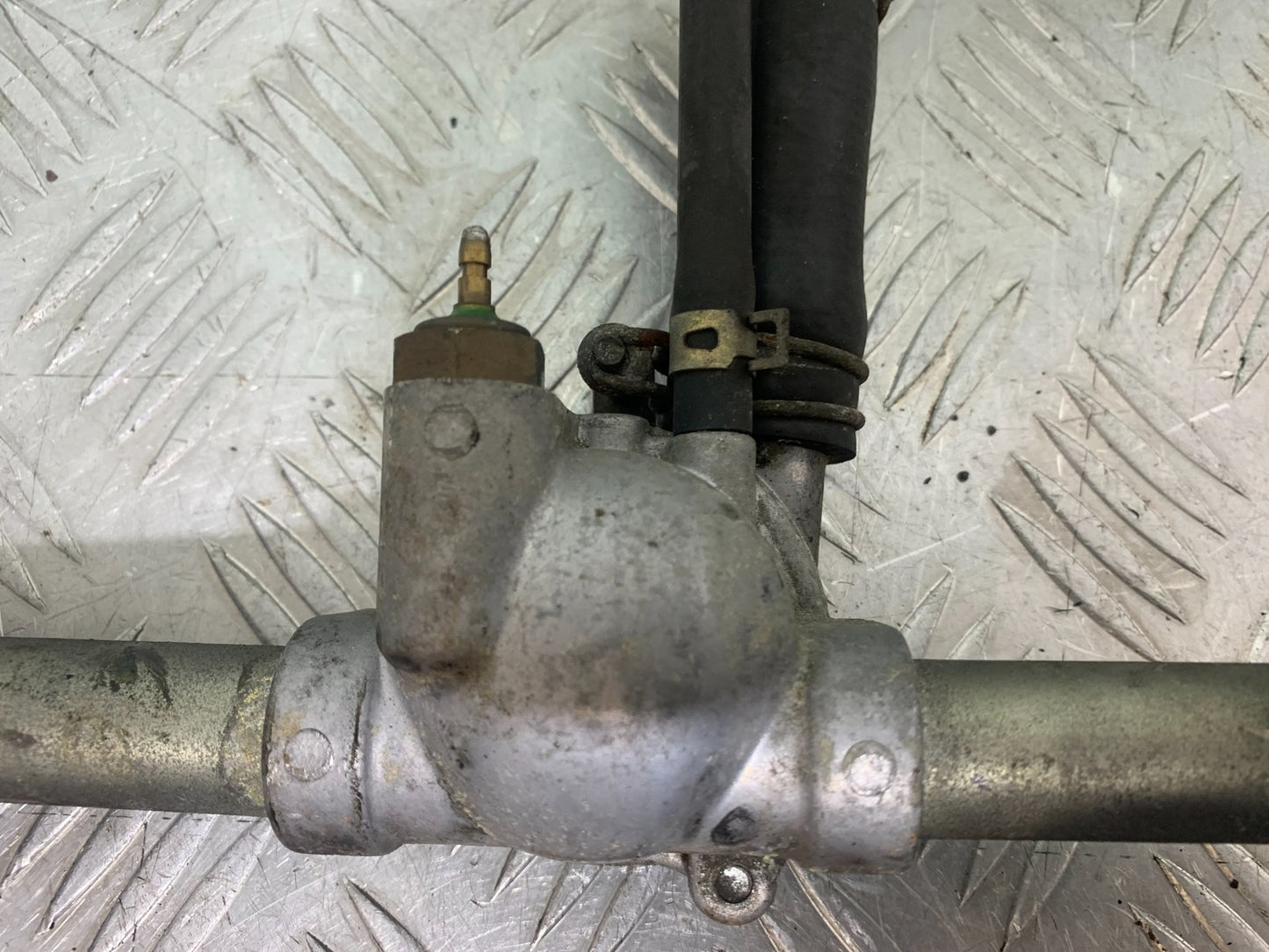 HONDA GL500 GL 500 SILVERWING THERMOSTAT YEAR 1981-82 (CMB1168)
