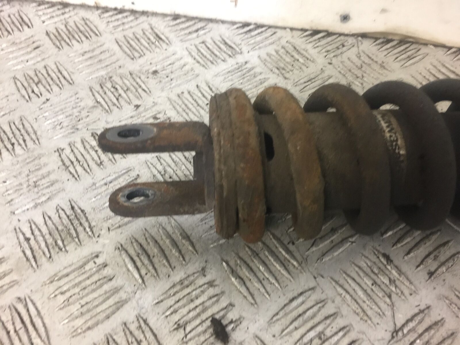 KAWASAKI VN900 VN 900 CUSTOM REAR SHOCK  YEAR 2010 (STOCK 387)