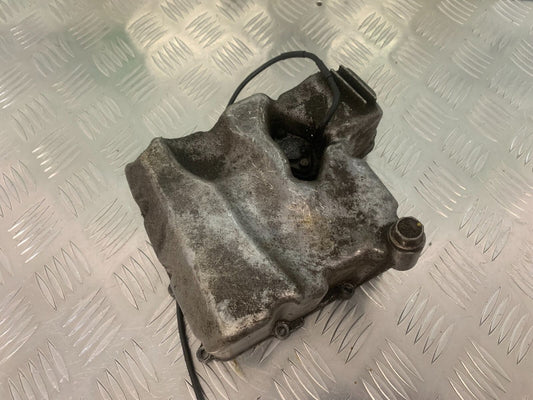 YAMAHA R6 5EB SUMP YEAR 1999-2002 (STOCK 757)