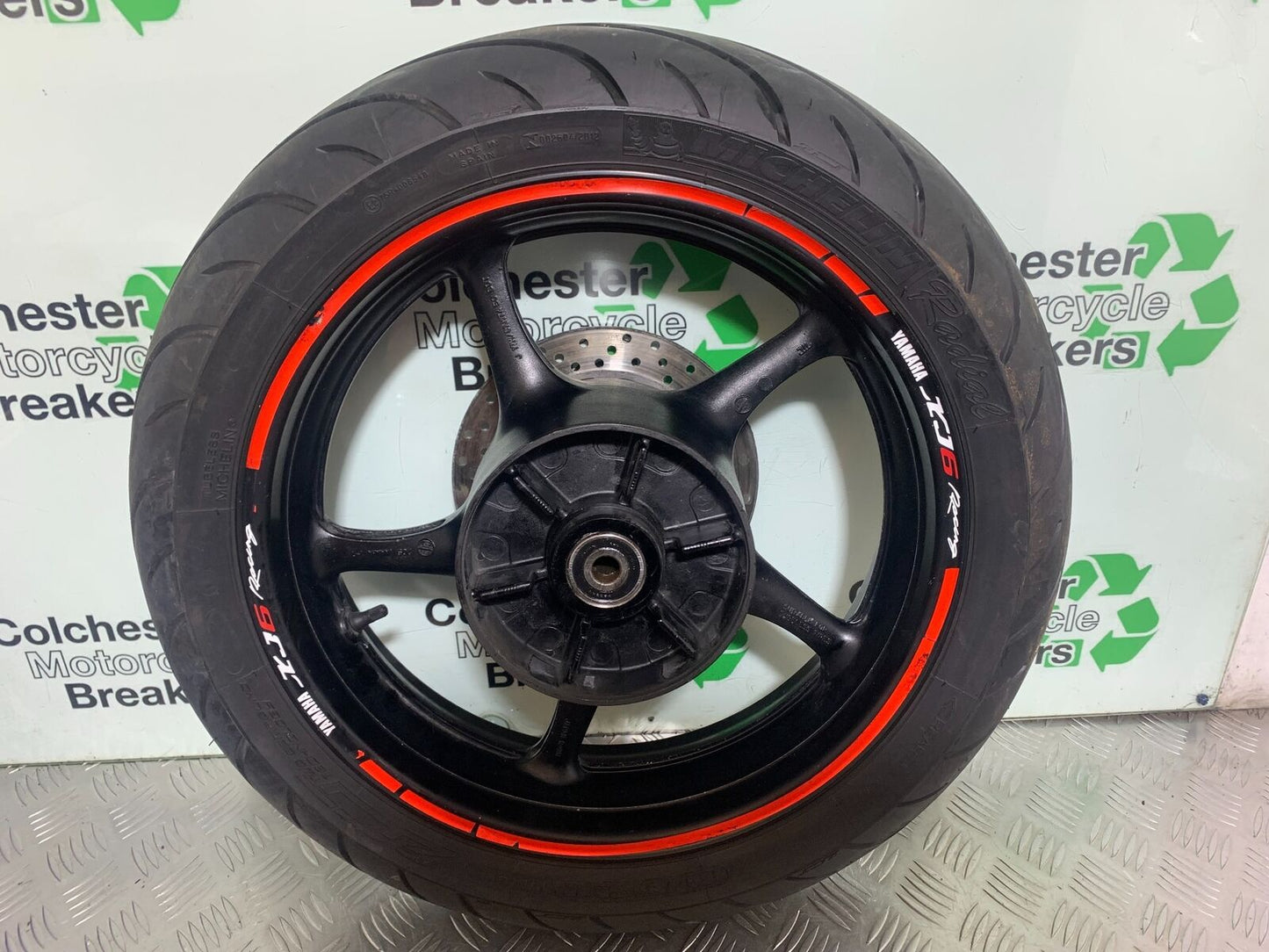 YAMAHA XJ6 XJ6-S REAR WHEEL (GOOD TYRE)   YEAR 2009-2015  (CMB1070)