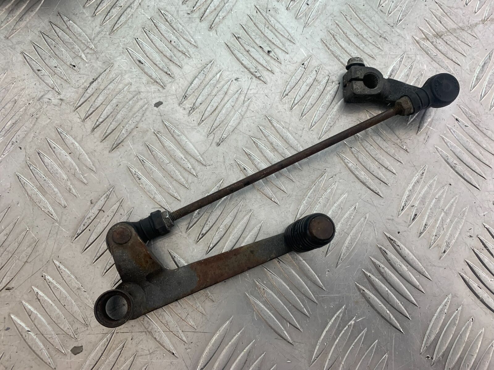 HONDA CB600 CB 600 HORNET GEAR LEVER  YEAR 1998 -2002 (CMB1126)