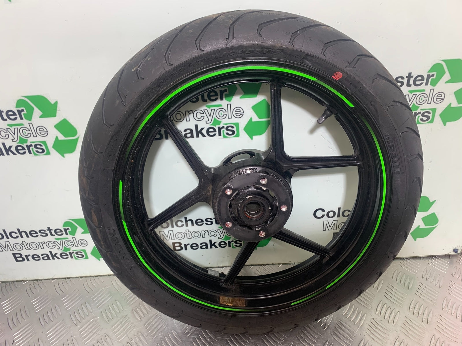KAWASAKI ZX6R FRONT WHEEL  YEAR 2009-2012 (CMB1136)