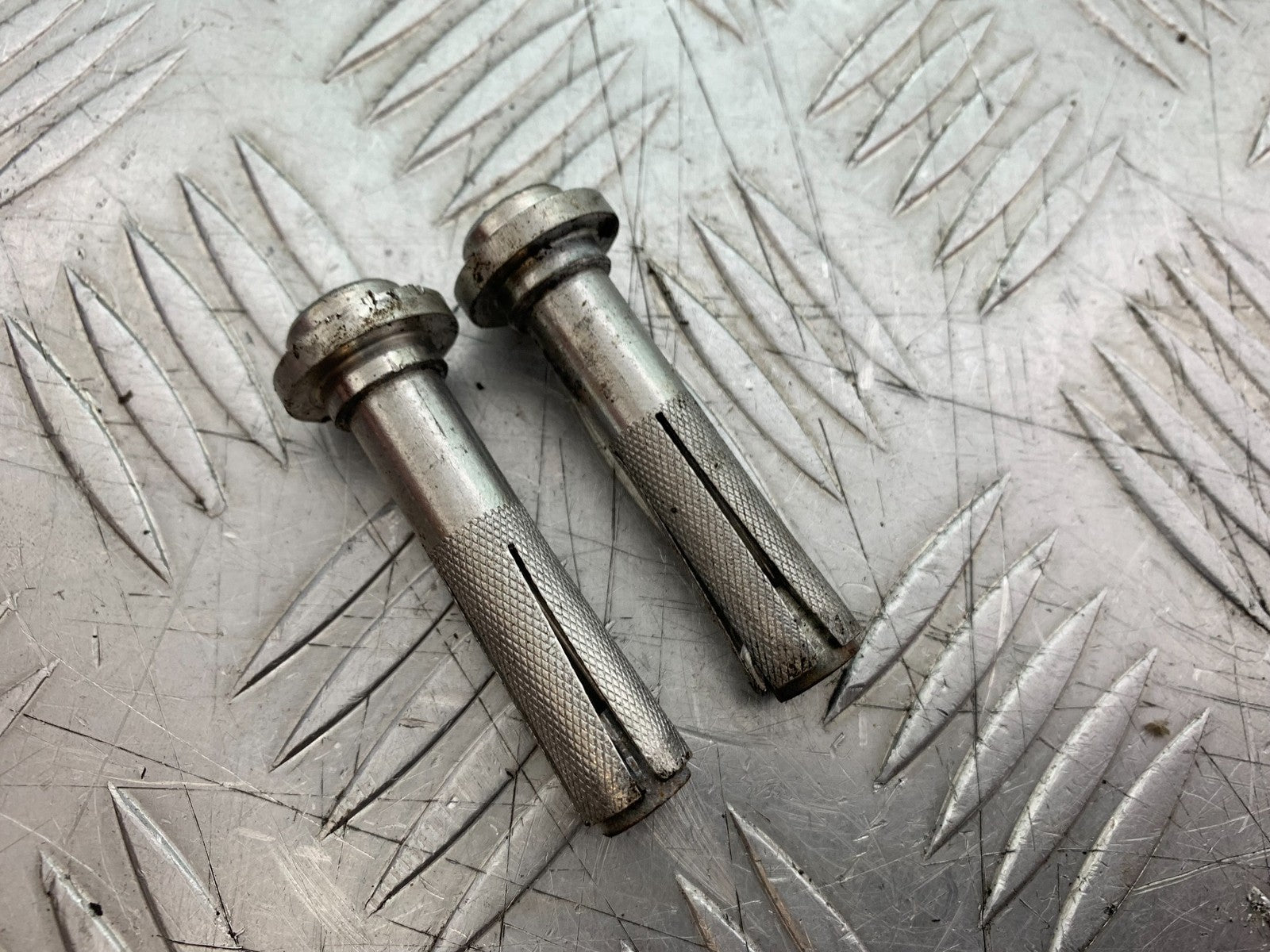 QINGQI QM125 GY-2B HAND GUARDS YEAR 2016 (CMB1228)
