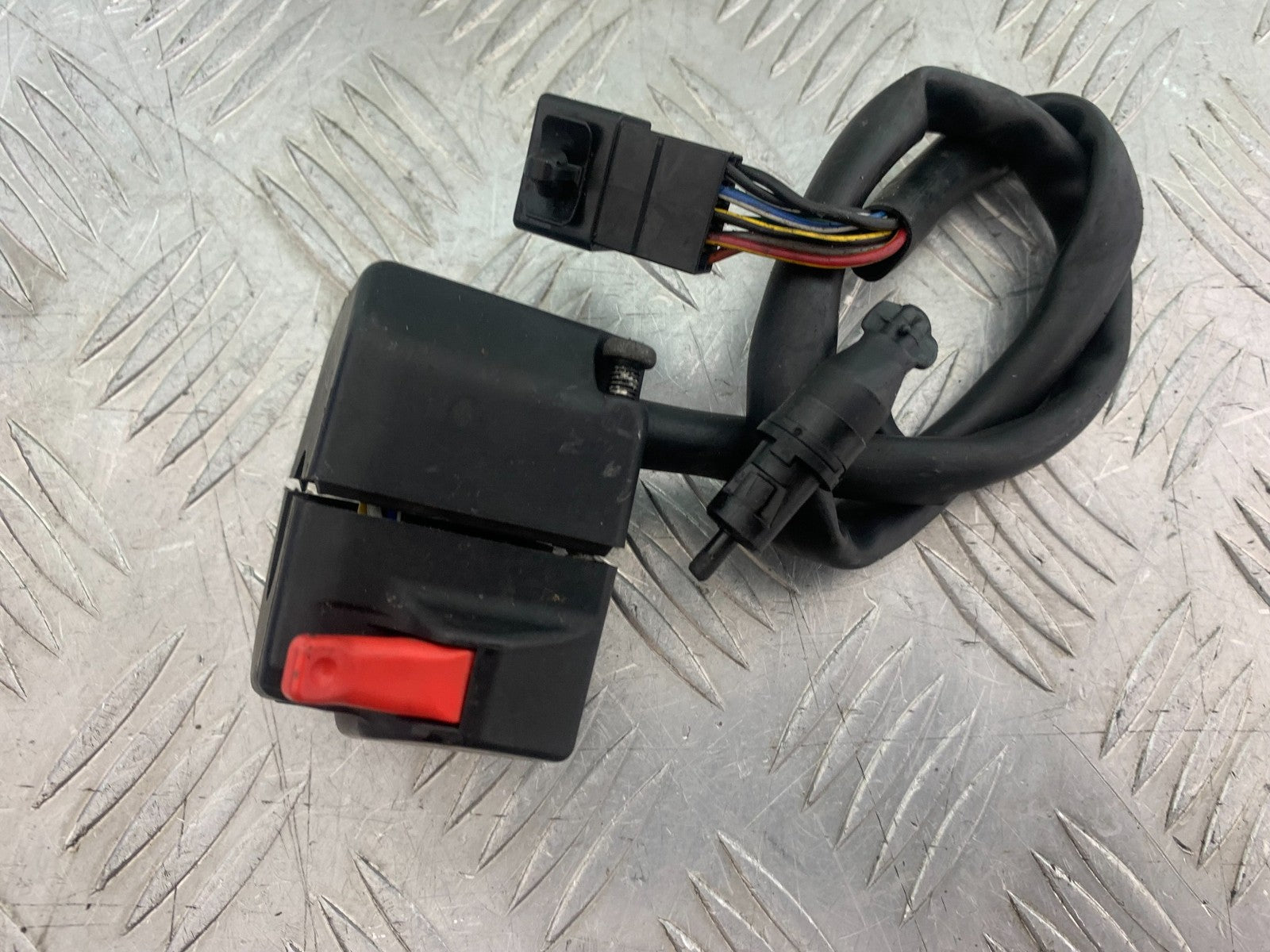 TRIUMPH 675 STREET TRIPLE LEFT SWITCH GEAR   2013-2016 (CMB1186)