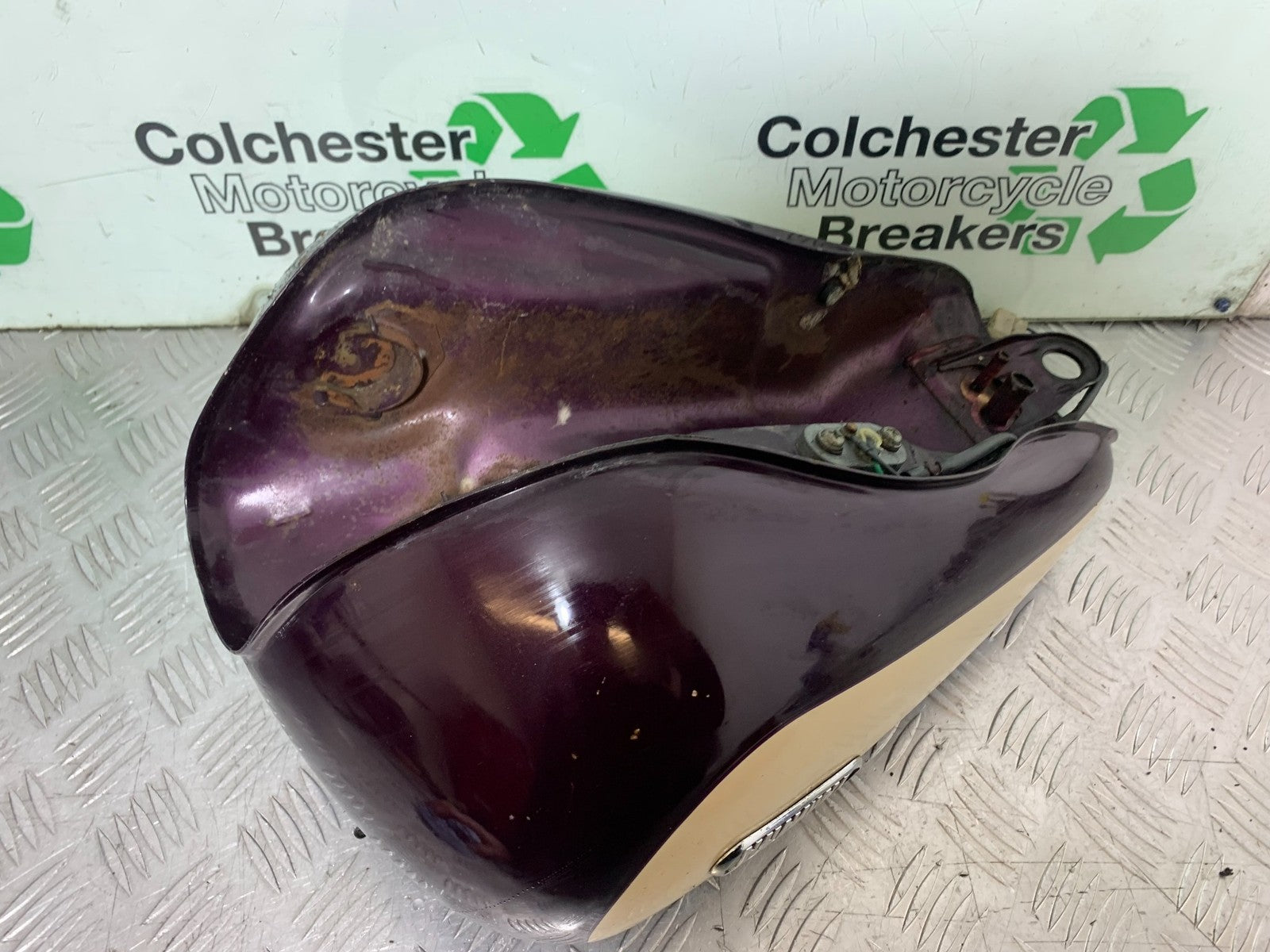 YAMAHA XV1100 XV 1100 VIRAGO PETROL TANK   1990-1999 (CMB1243)