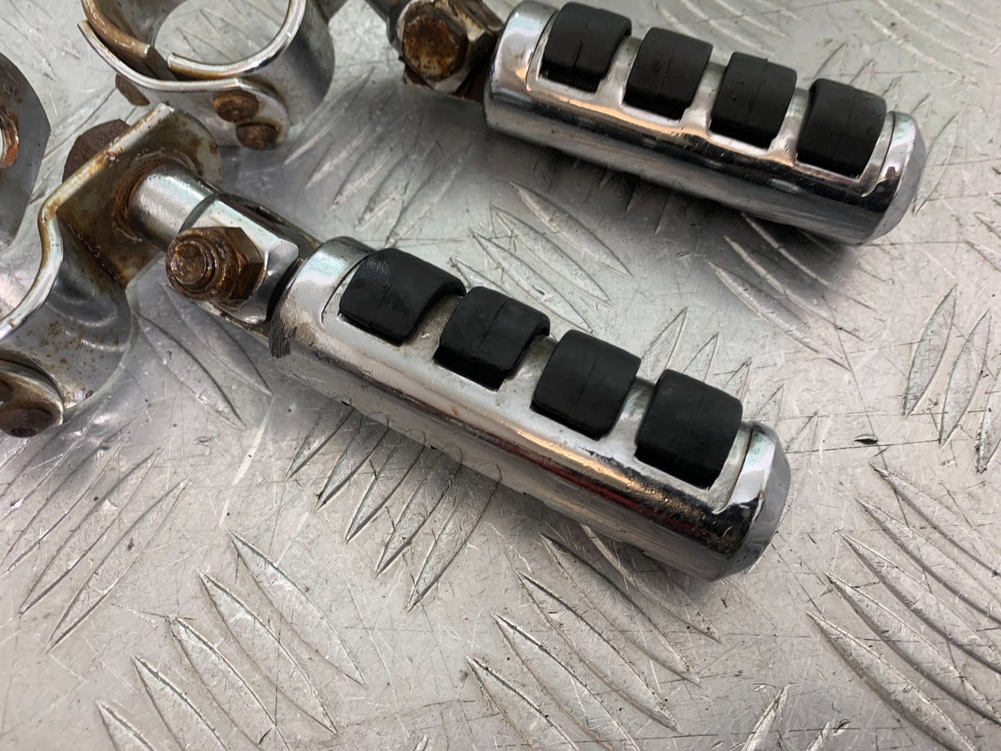 HONDA VT750 SHADOW FOOTPEGS   YEAR 2003-2004 (CMB1265)