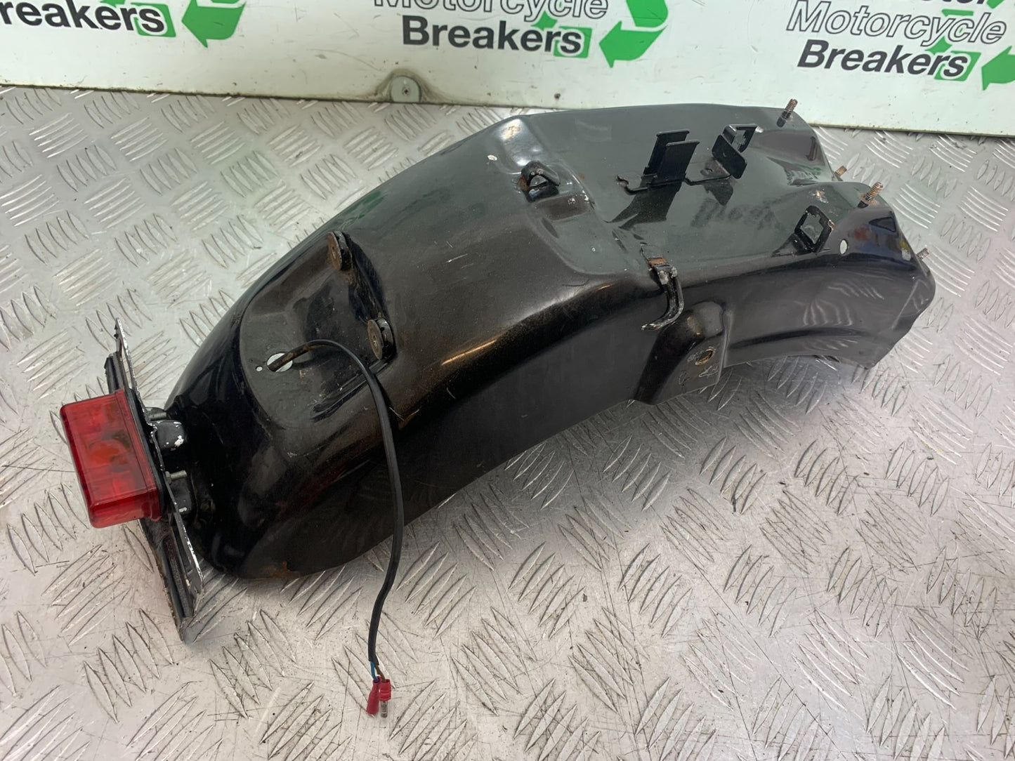 HONDA VT700 VT 700 SHADOW REAR MUDGUARD  YEAR 1984-85 (CMB1328)