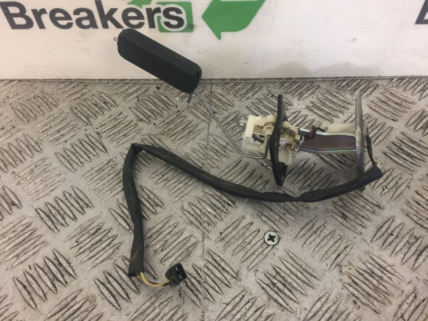 KAWASAKI Z750 Z 750 PETROL TANK SENDER  YEAR 2009