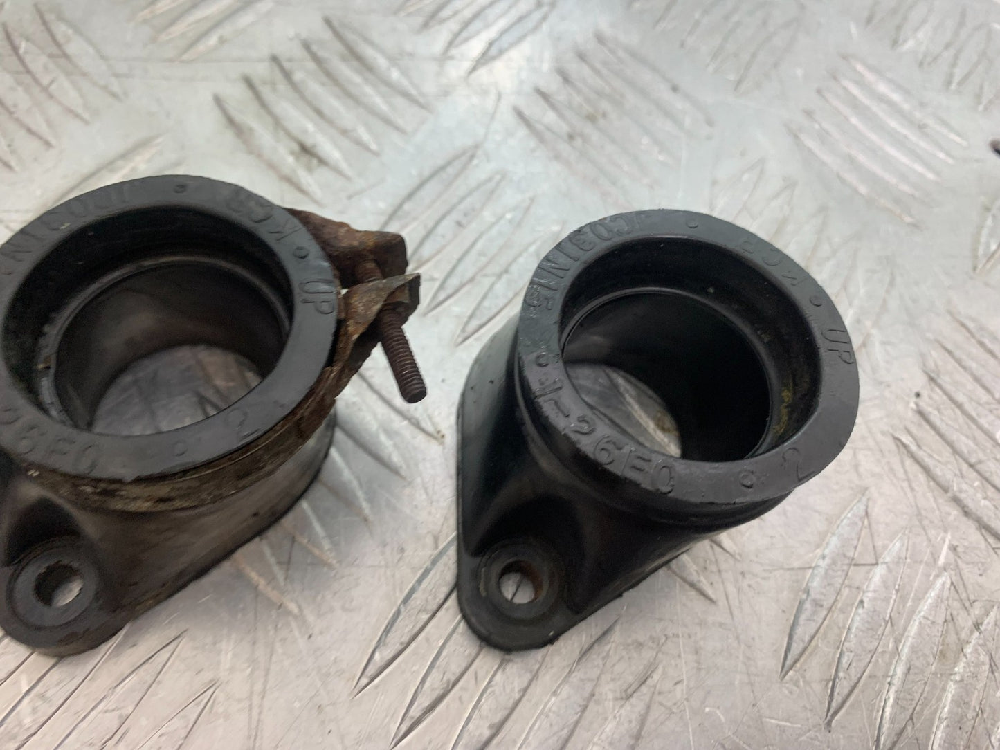 SUZUKI GSF600 GSF 600 BANDIT CARB RUBBERS  2000-2004 (CMB1269)