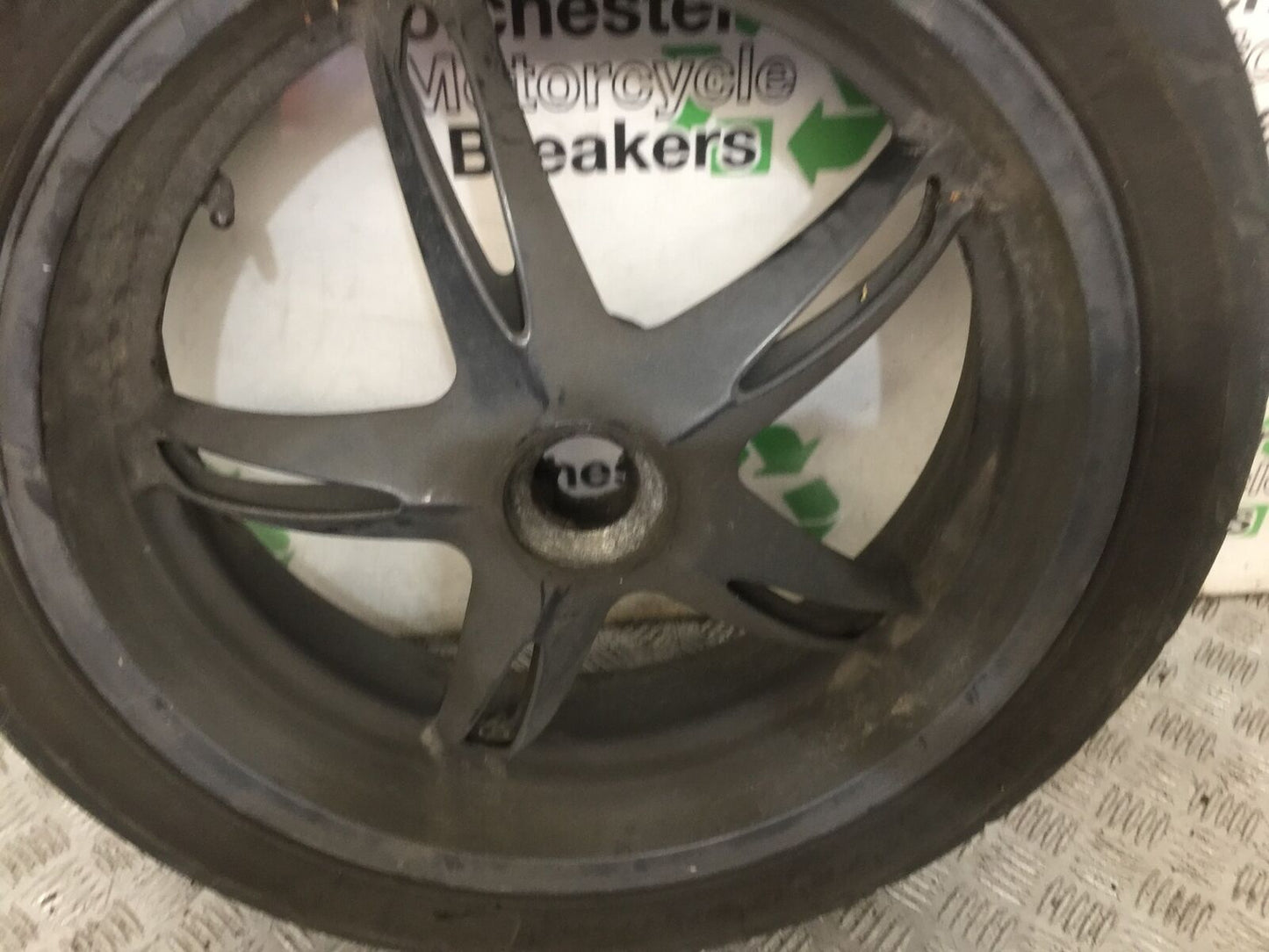 TRIUMPH 1050 SPRINT REAR WHEEL  YEAR 2004-2007 (STOCK 888)