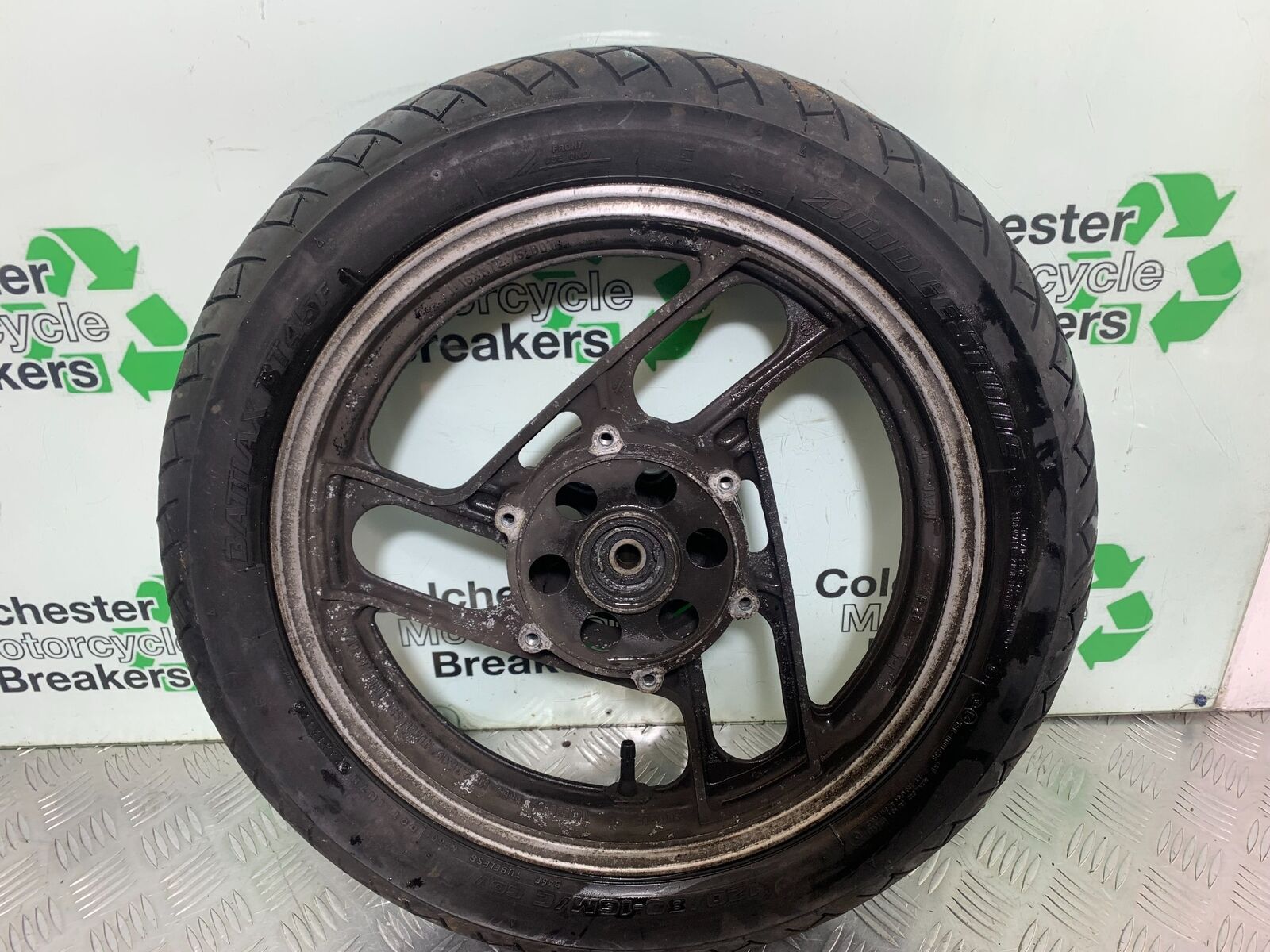 YAMAHA FJ1100 FJ 1100 FRONT WHEEL  YEAR 1984-1985 (CMB1101)