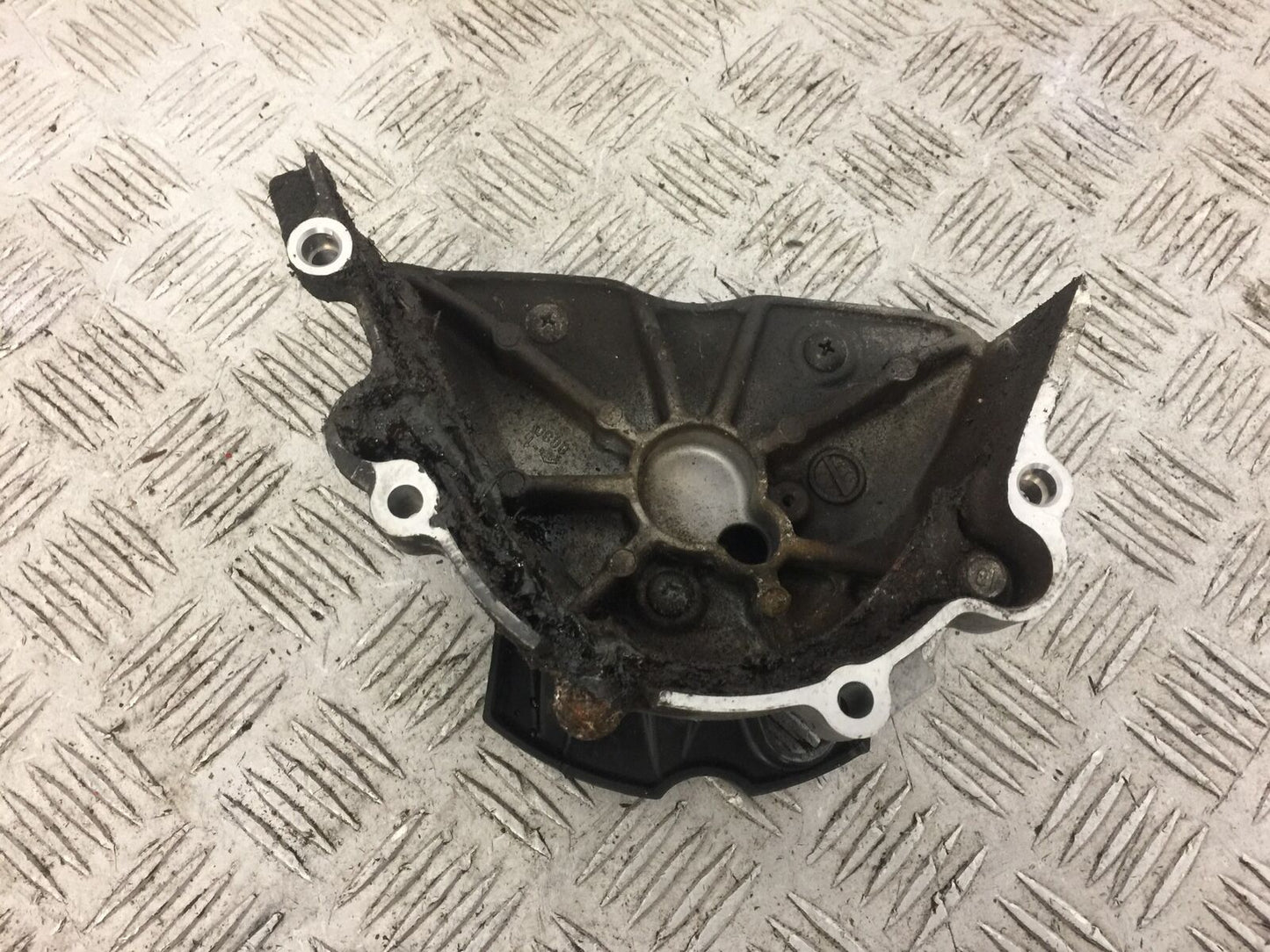 KAWASAKI Z1000 SX SPROCKET COVER  YEAR 2017 (STOCK 668)