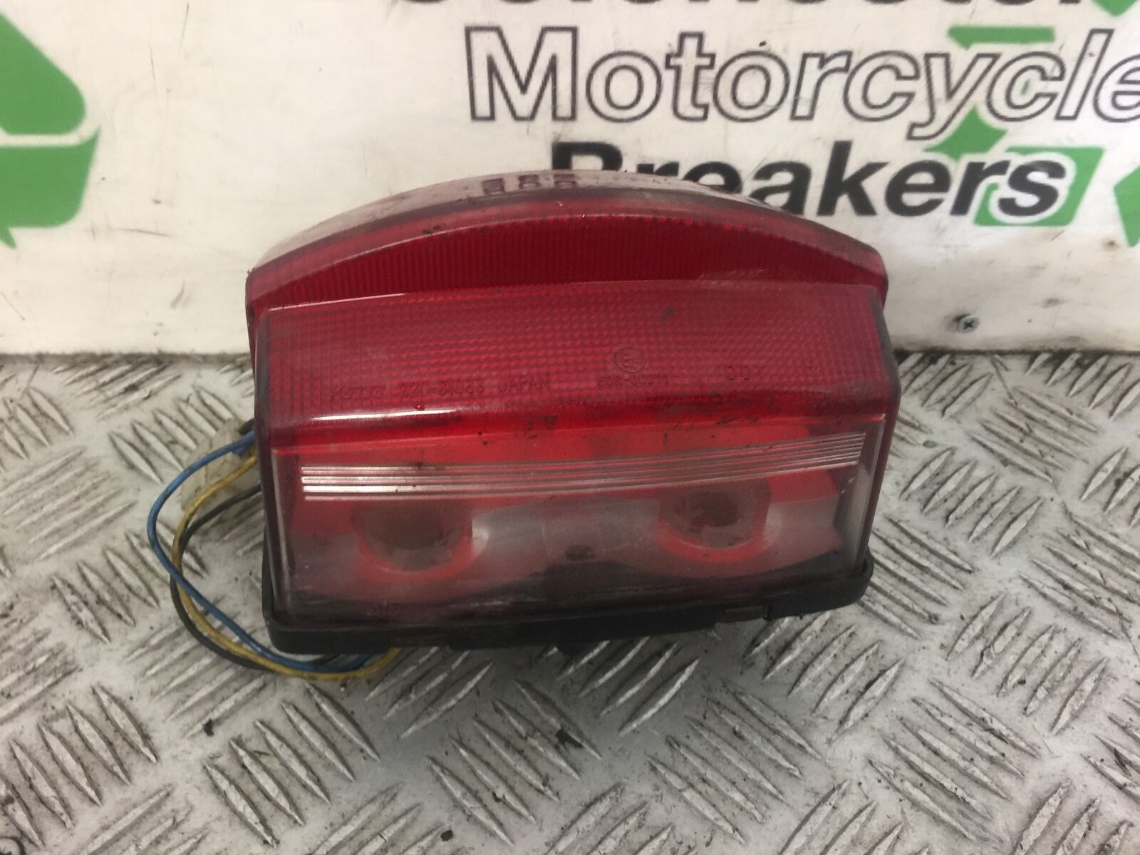 YAMAHA TDM850 TDM 850 REAR LIGHT  YEAR 1992 STOCK 399