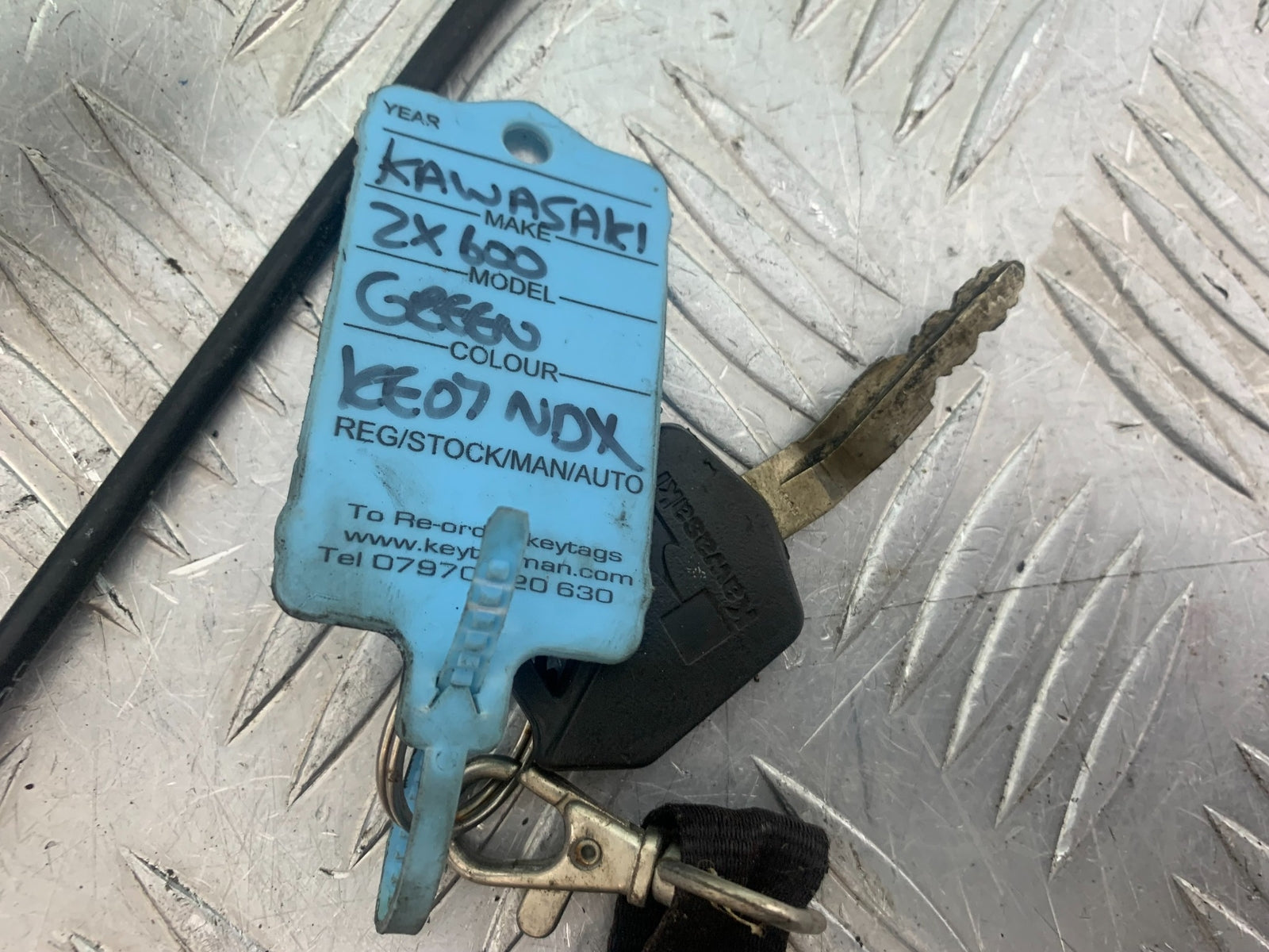 KAWASAKI ZX6R ZX6 R P7F P8F ECU LOCKS KEY   YEAR 2007-08 (CMB1165)