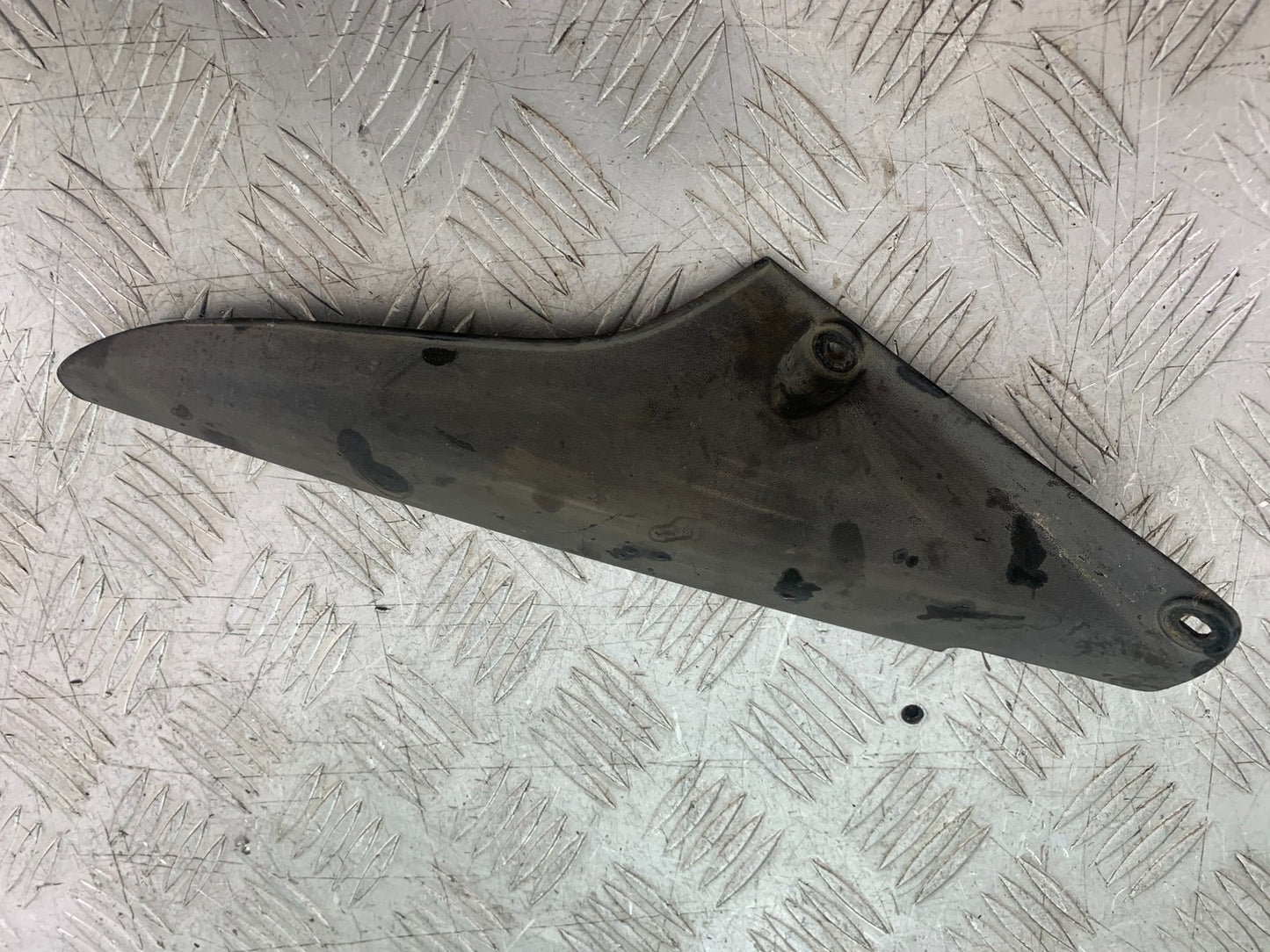 KAWASAKI ER6 F ER6F CHAIN GUARD  YEAR 2005-2008 (CMB1277)