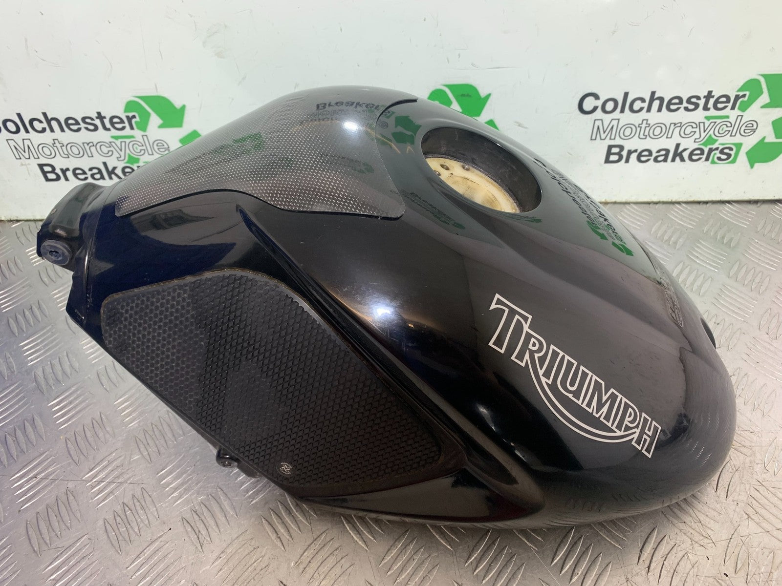 TRIUMPH 1050 SPEED TRIPLE PETROL TANK YEAR 2005-2007 (CMB1322)