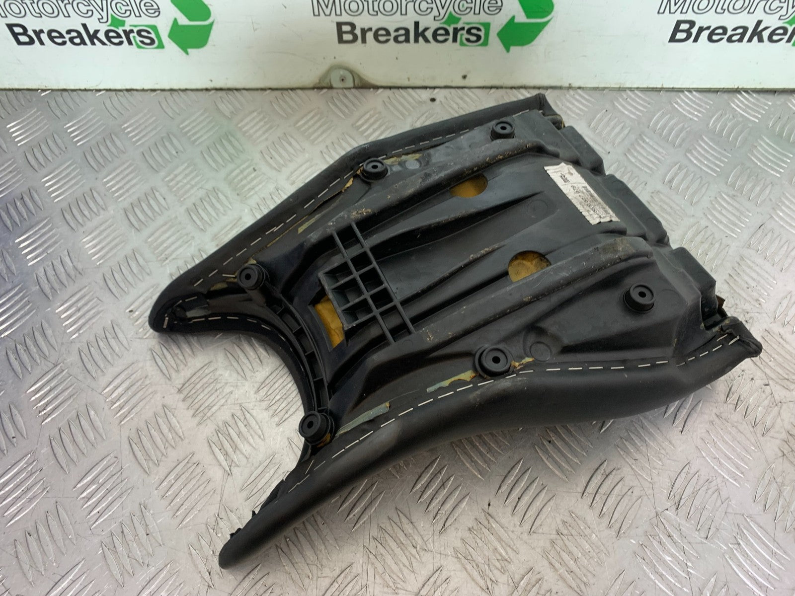 BMW F800 GT FRONT SEAT YEAR 2013-2017 (CMB1248)
