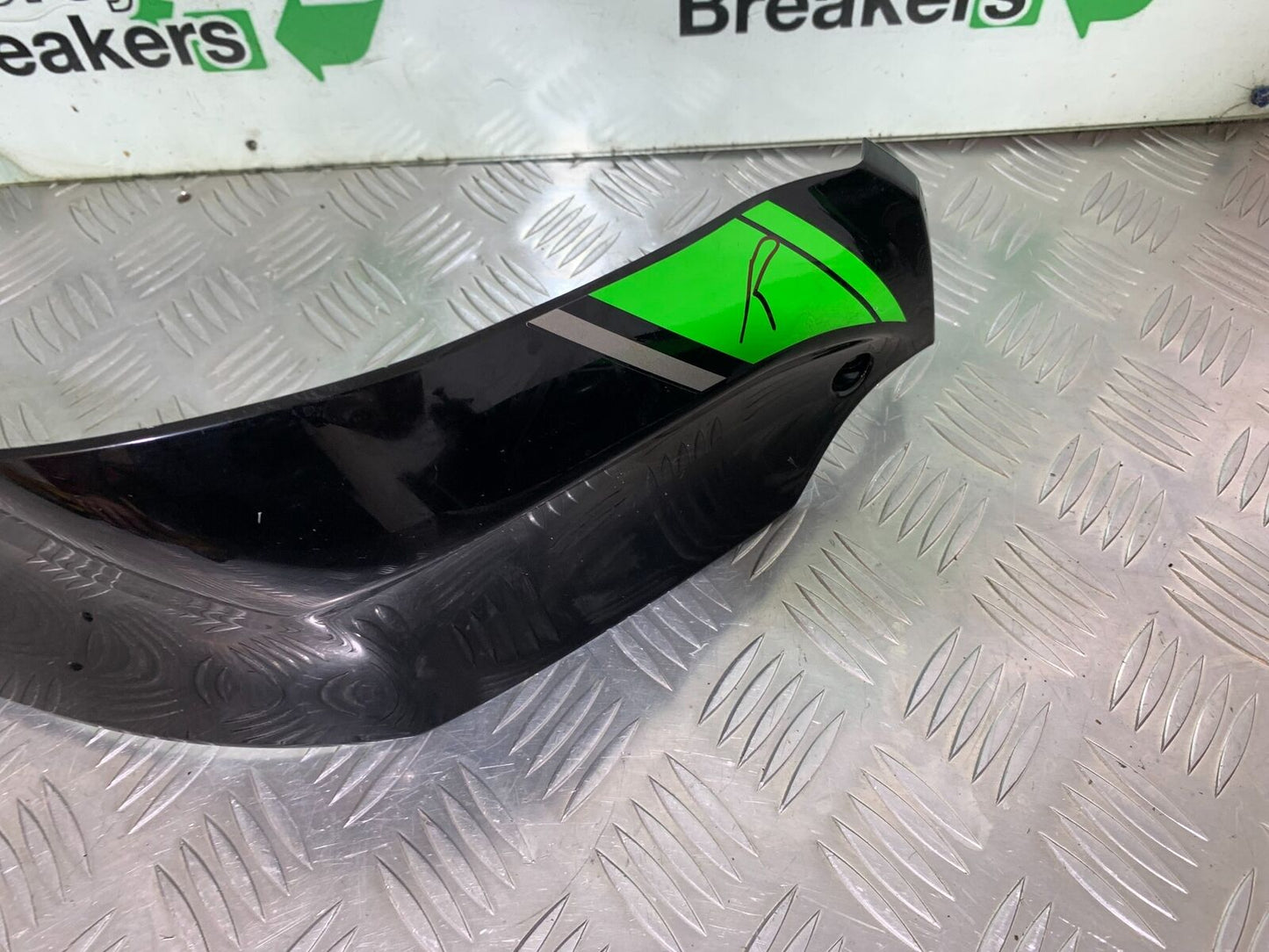 KAWASAKI ZX10R ZX 10R RIGHT TANK PANEL  YEAR 2016-2020 (CMB1015)
