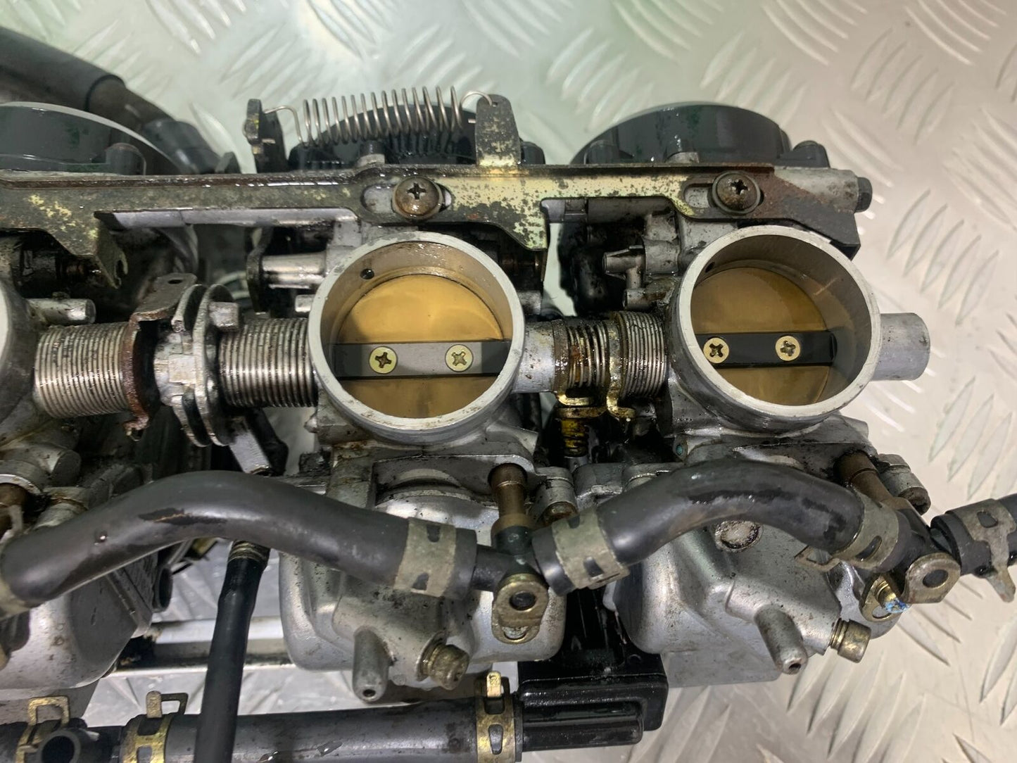 YAMAHA YZF600 YZF 600 THUNDERCAT CARBS 1996-2003 (CMB1046)