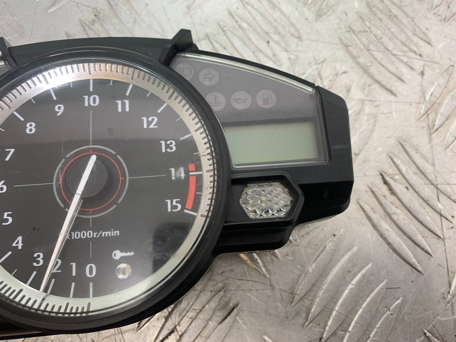 YAMAHA YZF R1 4C8 CLOCKS SPEEDO DASH  YEAR 2007-2008 (CMB1237)