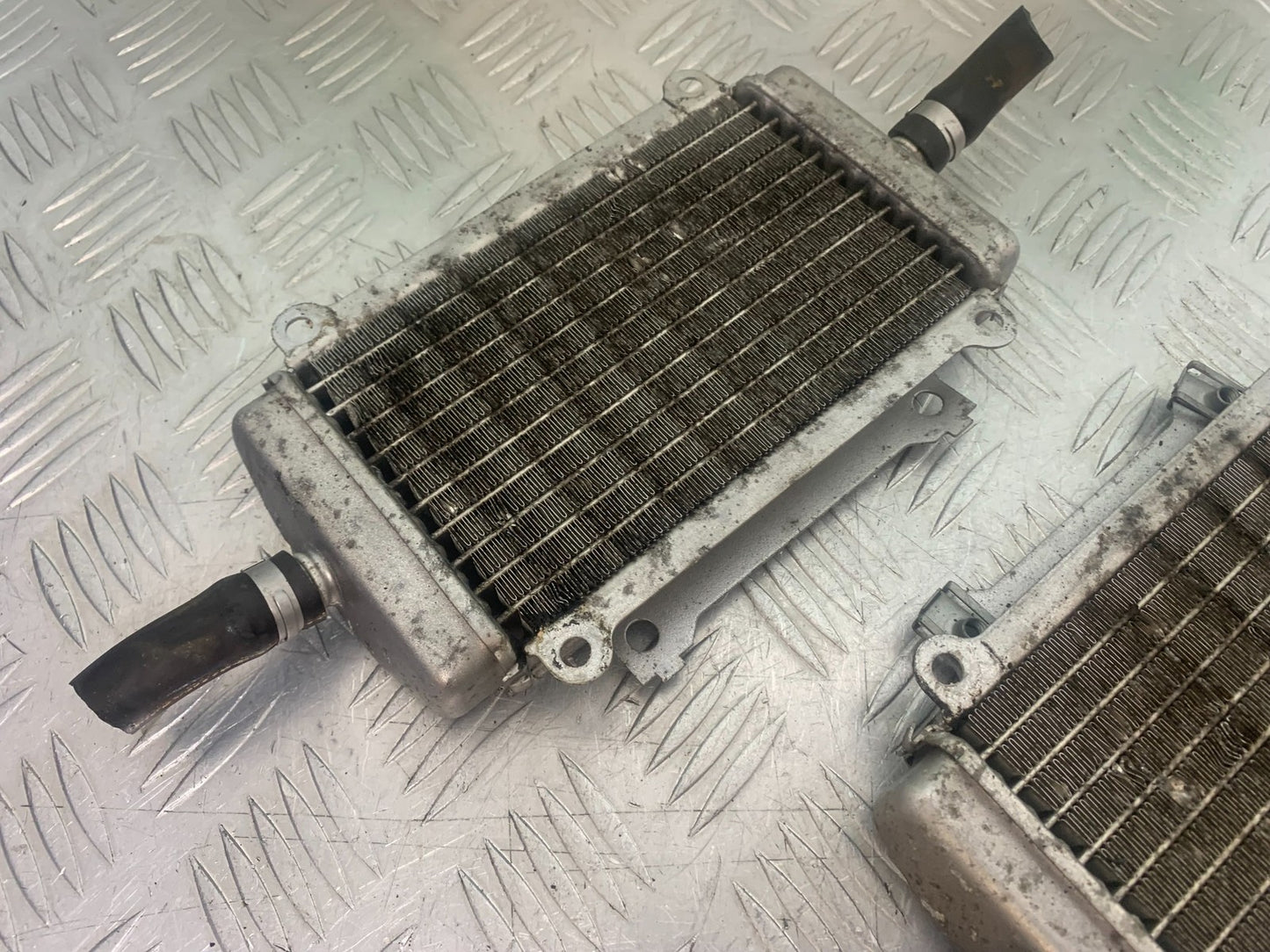 PIAGGIO VESPA GT125 L RADIATORS YEAR 2003 (CMB1300)