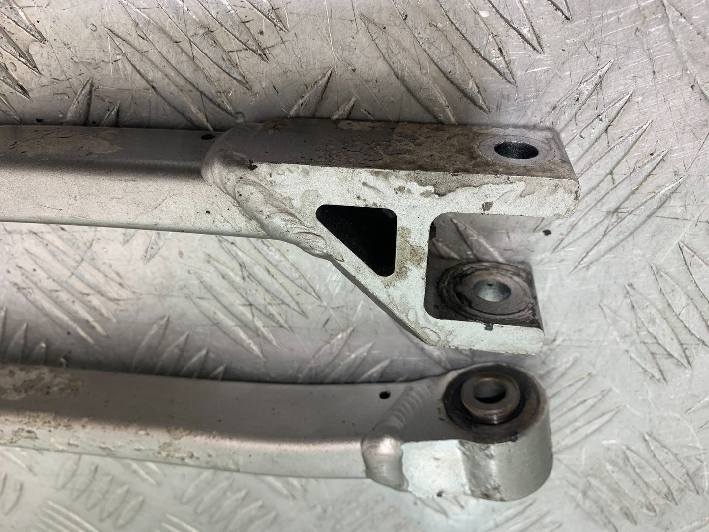 KAWASAKI GTR1400 GTR 1400 2X BRAKE ARMS  YEAR 2007-2009 (CMB1306)