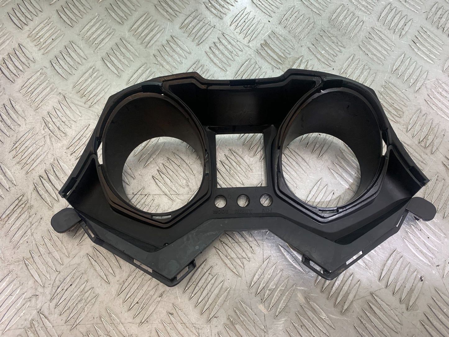 KAWASAKI J125 J125 CLOCKS SURROUND YEAR 2016-2020 (CMB1158)