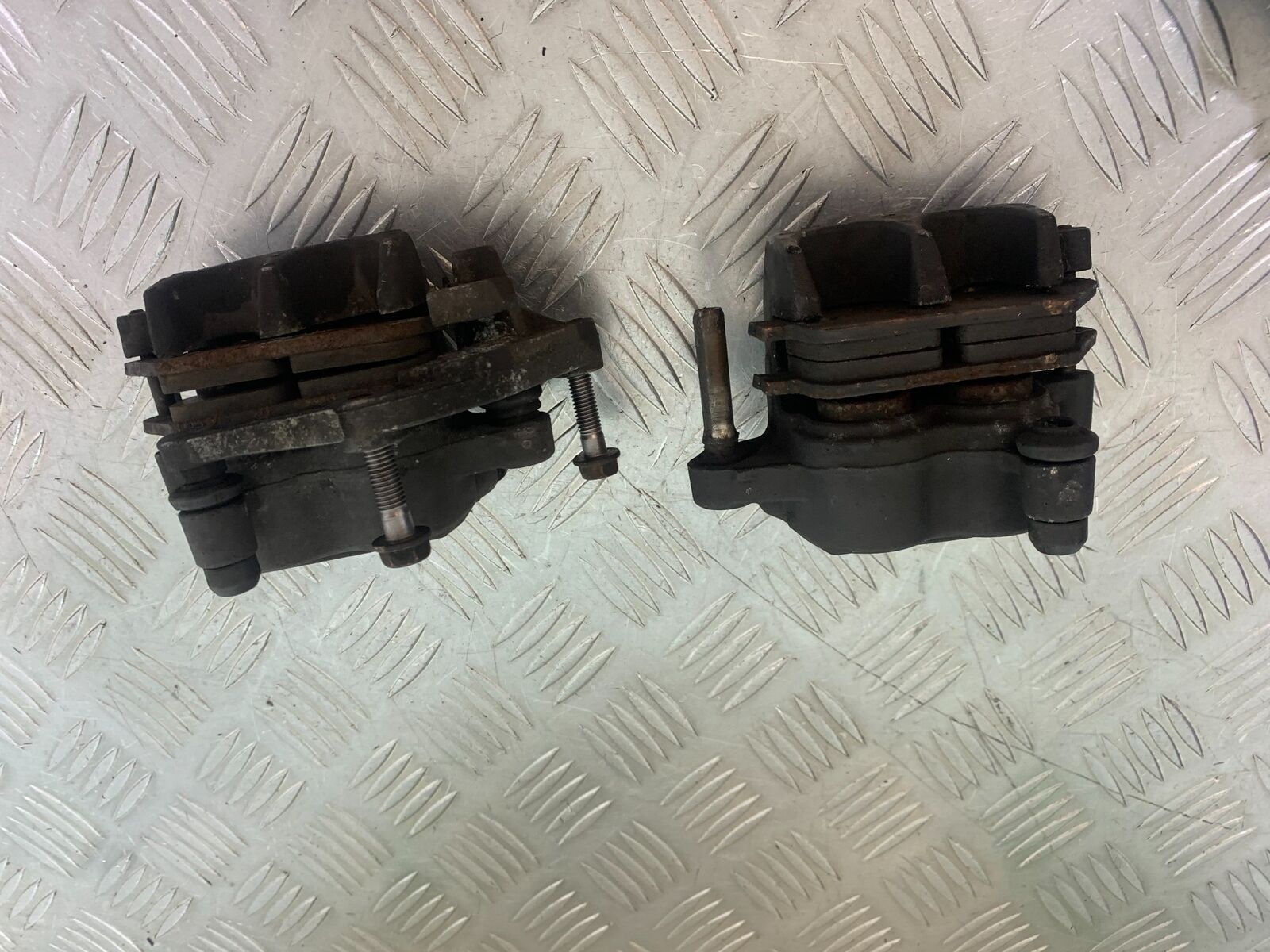 HONDA CBR650 F CBR 650F FRONT CALIPERS  YEAR 2014-17  (CMB1130)