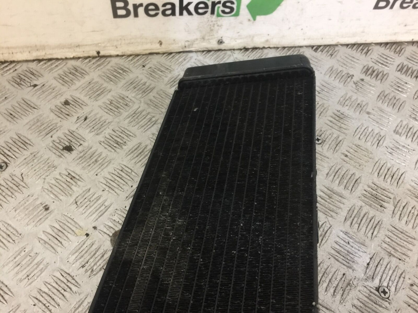 HONDA VT750 VT 750 SHADOW RADIATOR  YEAR 1998-99 (STOCK 685)