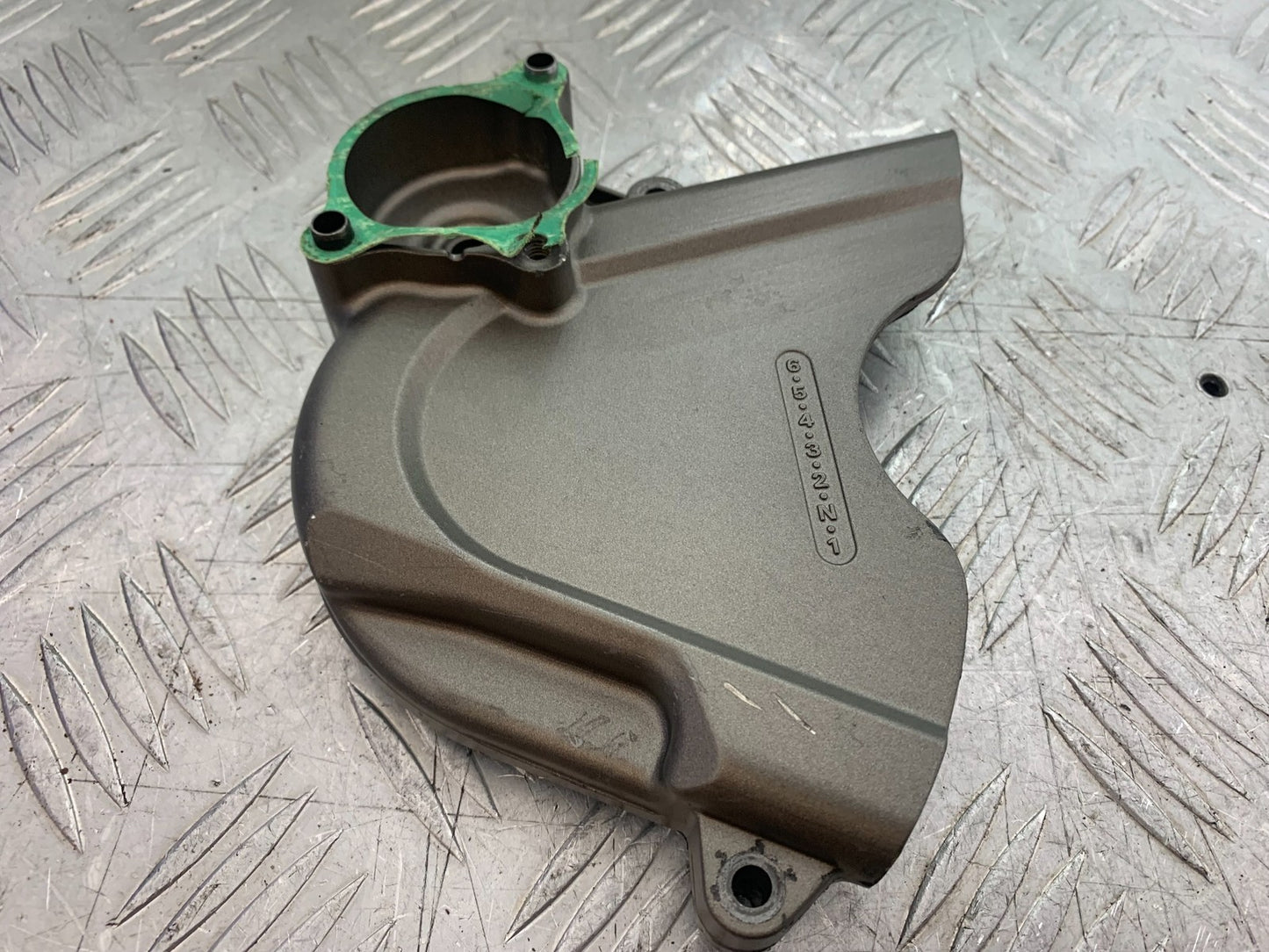 HONDA CBR1000 rr FIREBLADE SPROCKET COVER YEAR 2006 (CMB1220)