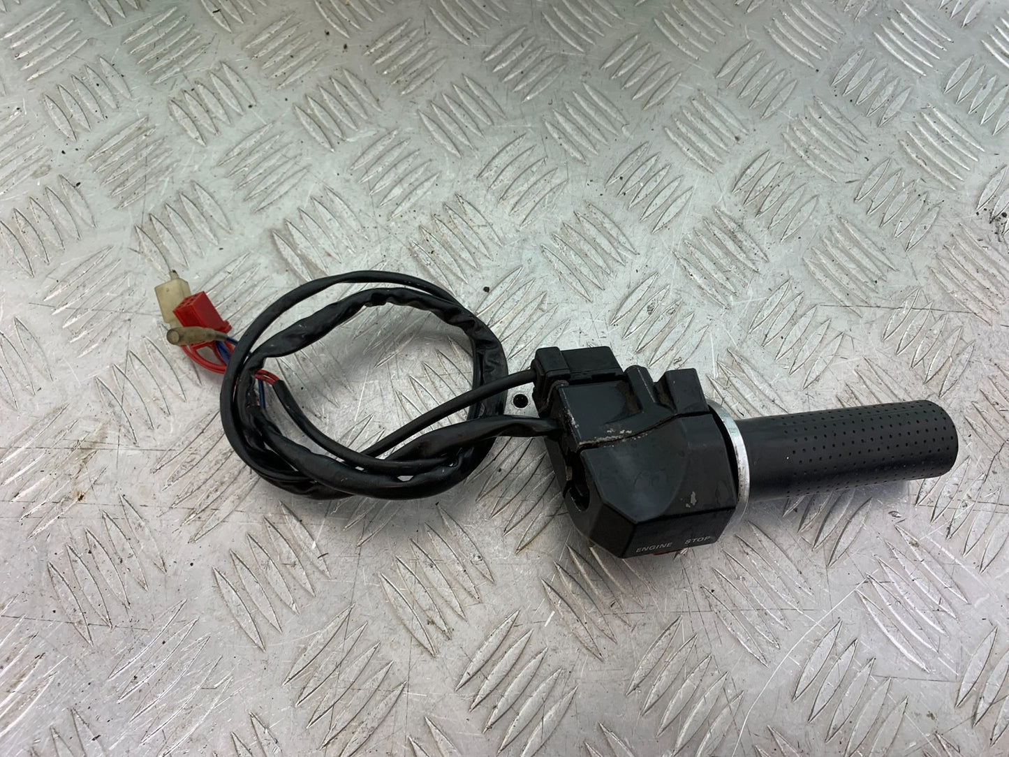 YAMAHA XV1100 XV 1100 VIRAGO RIGHT SWITCH GEAR  1990-1999 (CMB1190)