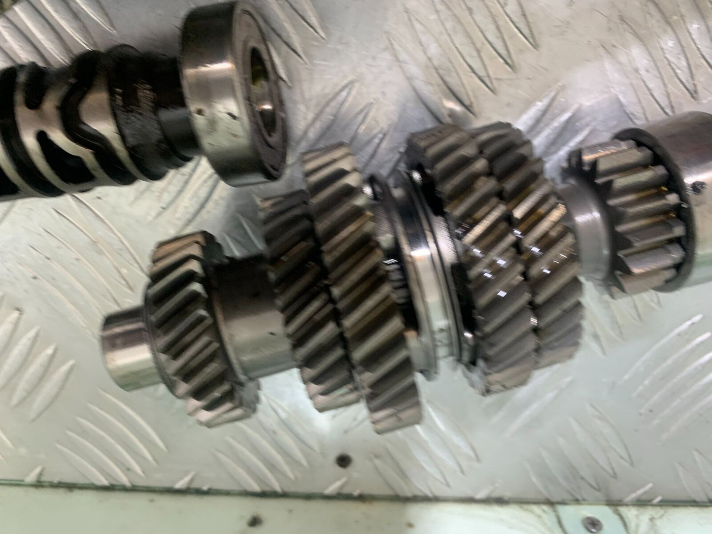 TRIUMPH THUNDERBIRD 1600 GEARBOX GEAR BOX   YEAR 2011 (CMB1107)