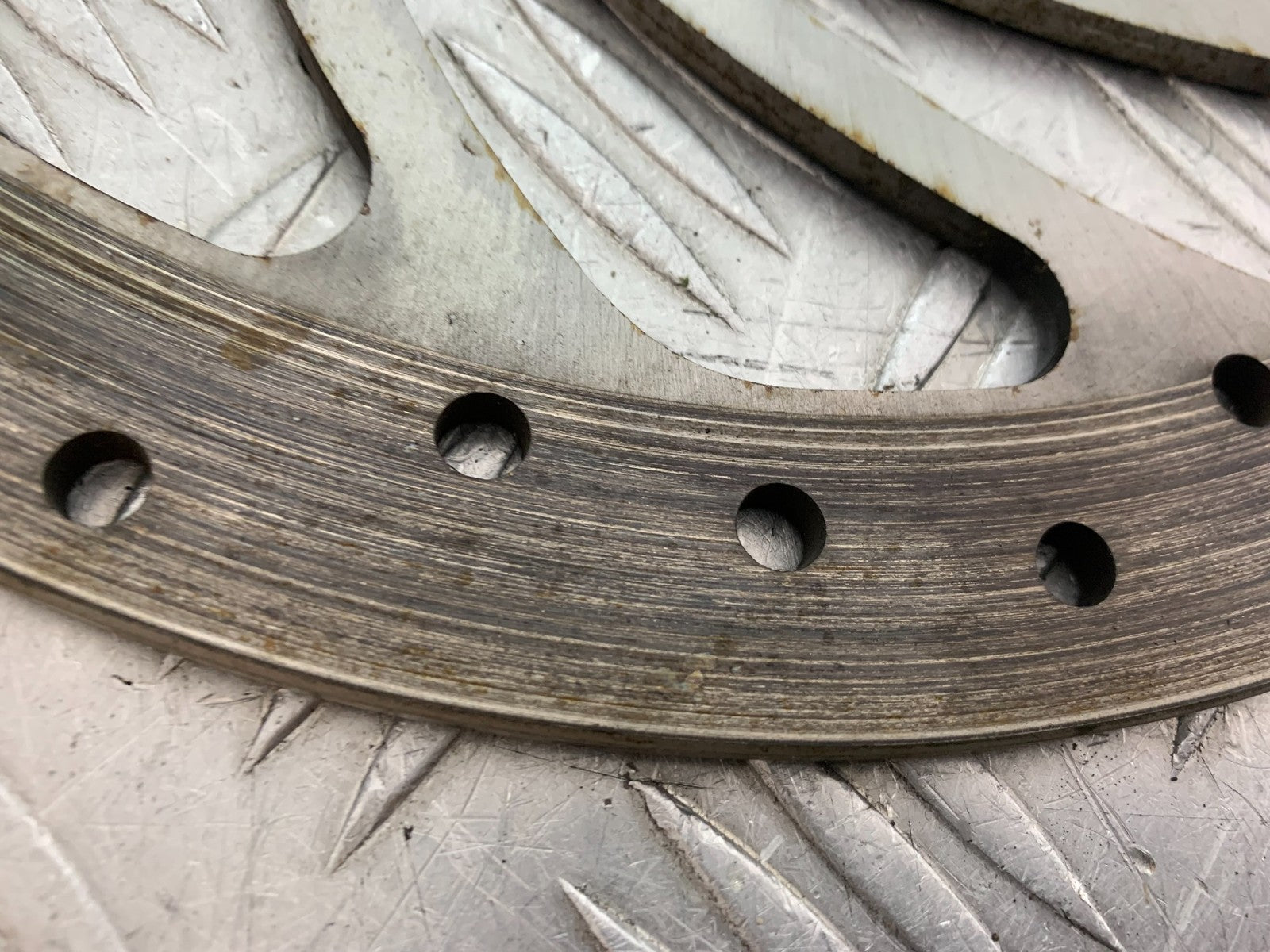 KTM DUKE 390 FRONT BRAKE DISC  YEAR 2017- 2023 (CMB1314)