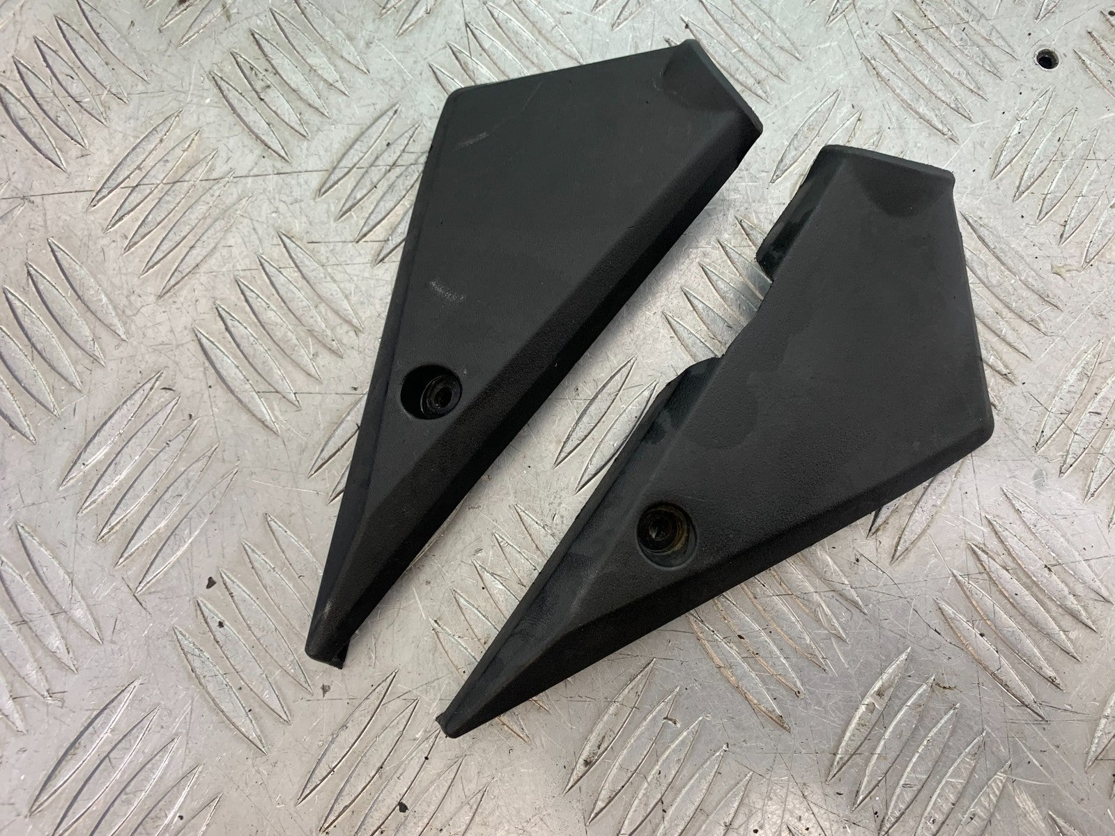 SUZUKI GSF1200 GSF 1200 BANDIT FRAME INFILL COVERS  YEAR 2001-2004 (CMB1188)