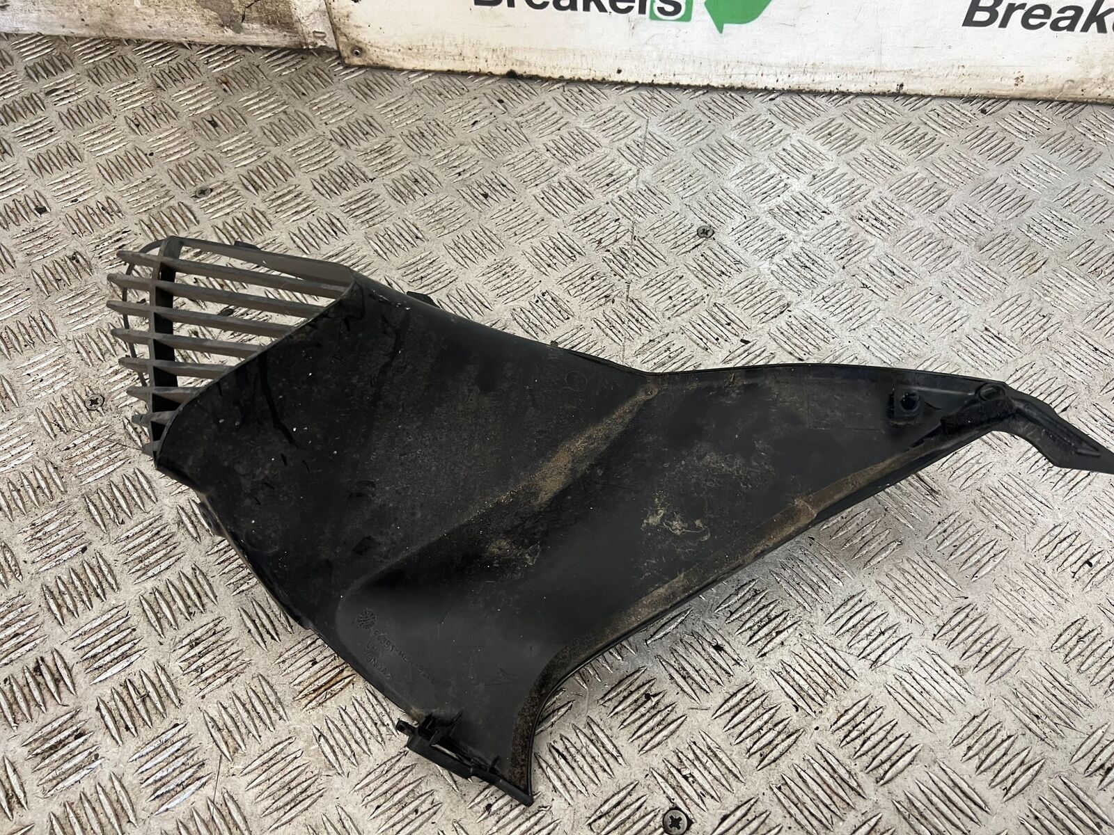 HONDA NT 700 V DEAUVILLE SIDE INFILL PANEL  YEAR 2006-2010 (STOCK 900)