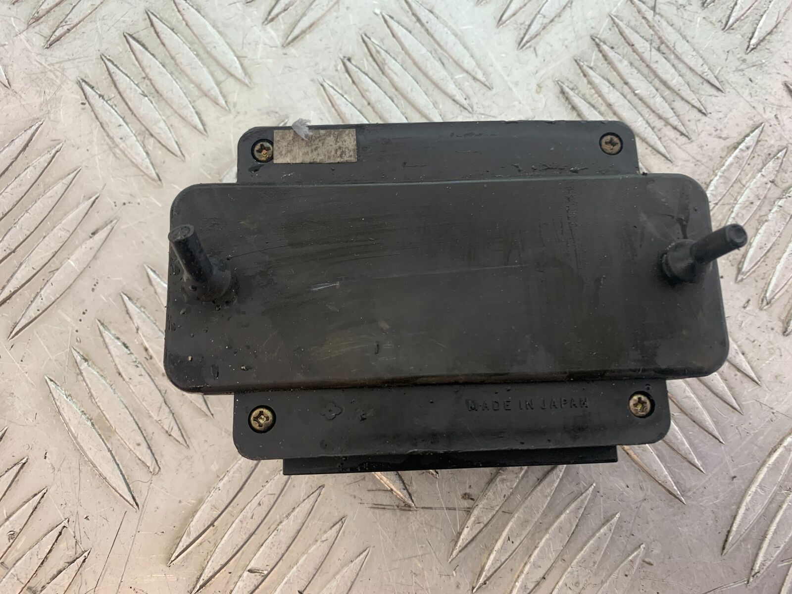KAWASAKI ZX6R ZX636 FUSE BOX  YEAR 2002  (CMB1100)