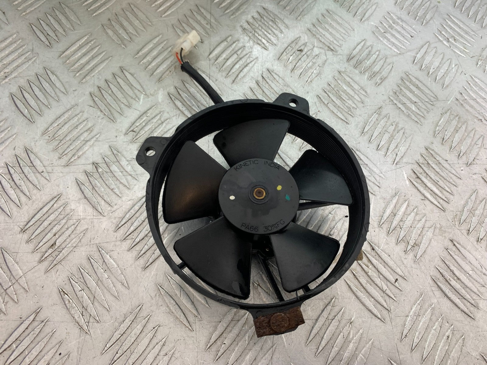 KTM DUKE 125 RADIATOR FAN YEAR 2017-2022 (CMB1274)