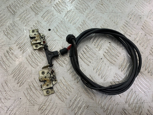 YAMAHA XMAX 250 XMAX 250 SEAT CATCH AND CABLES  YEAR 2006-09 (CMB1201)