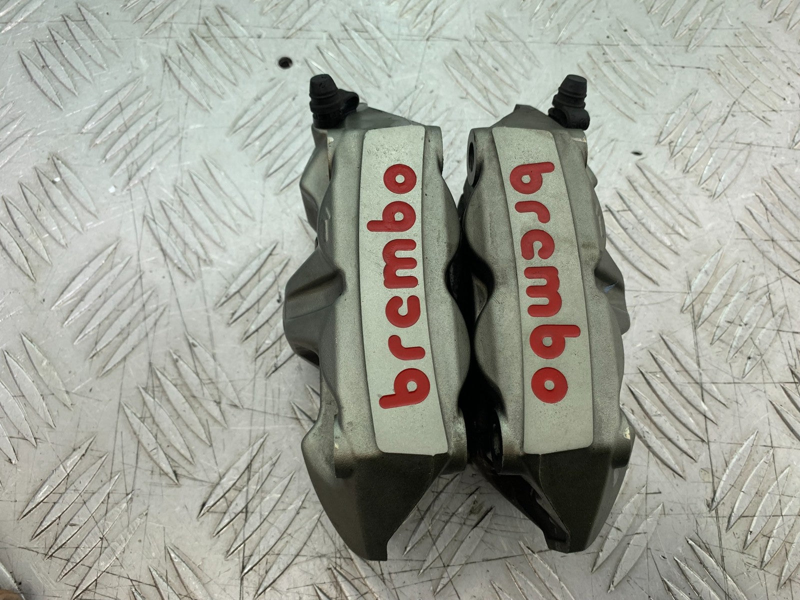 MV AGUSTA 800 F3 BREMBO FRONT BRAKE CALIPERS YEAR 2017-2019 (CMB1227)