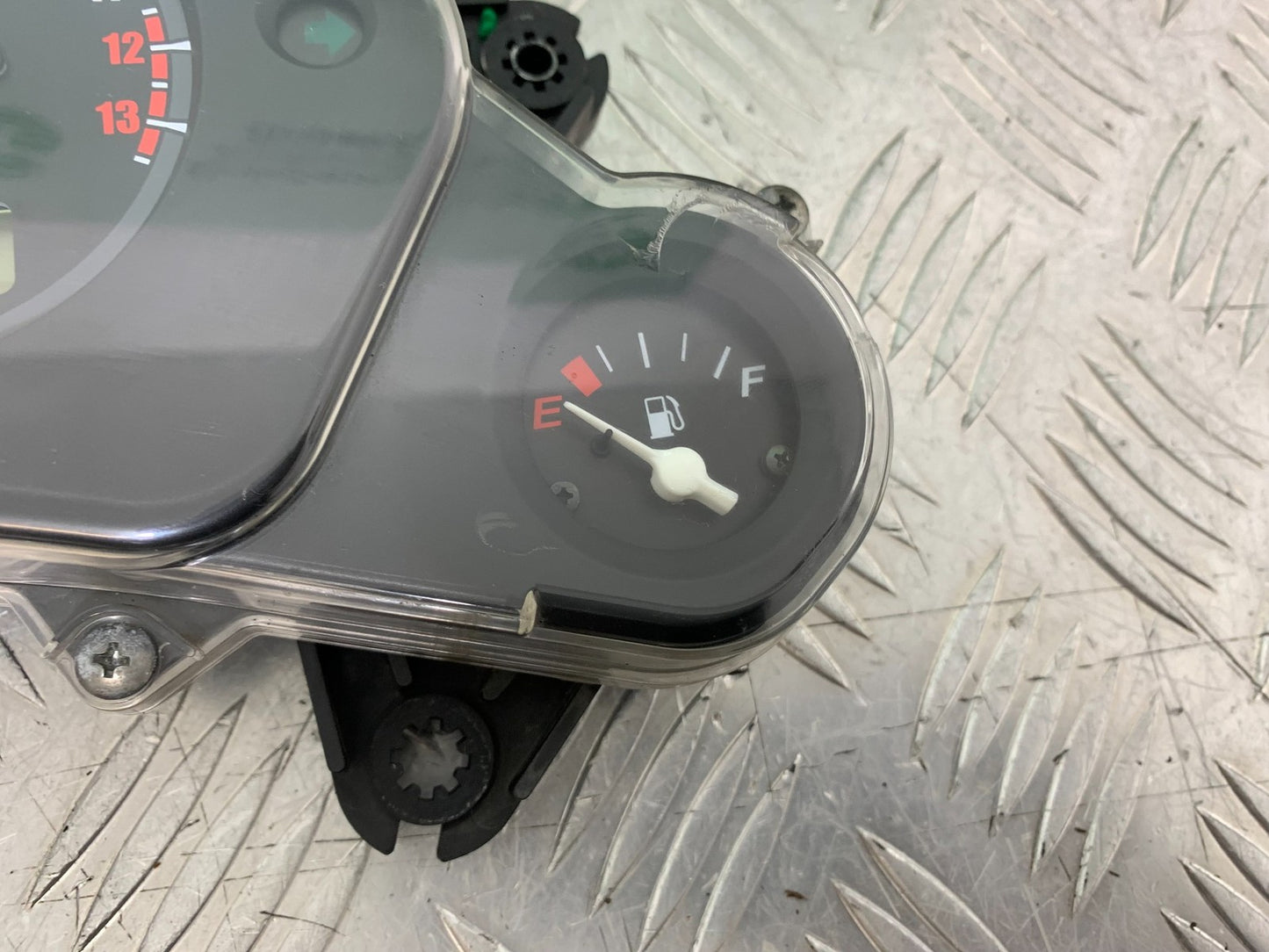 HONDA CBF600 CBF 600 CLOCKS SPEEDO DASH  YEAR 2004 -07 (CMB1247)