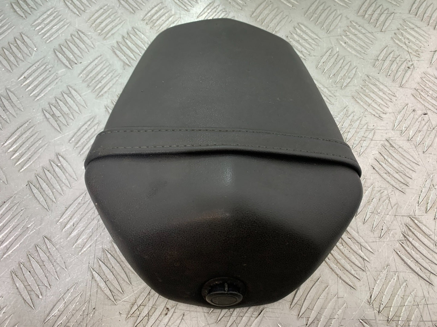 YAMAHA YZF-R125 YZF 125 REAR SEAT YEAR 2019-2022 (CMB1263)