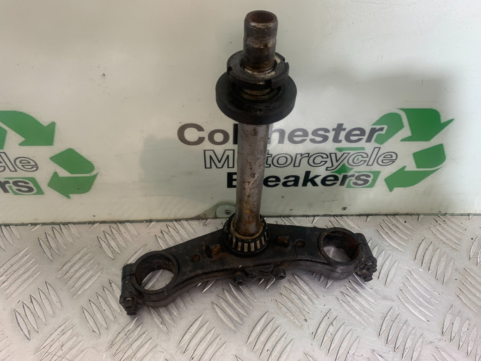 SUZUKI GSF650 GSF 650 BOTTOM YOKE   YEAR 2007-2009  (CMB1161)