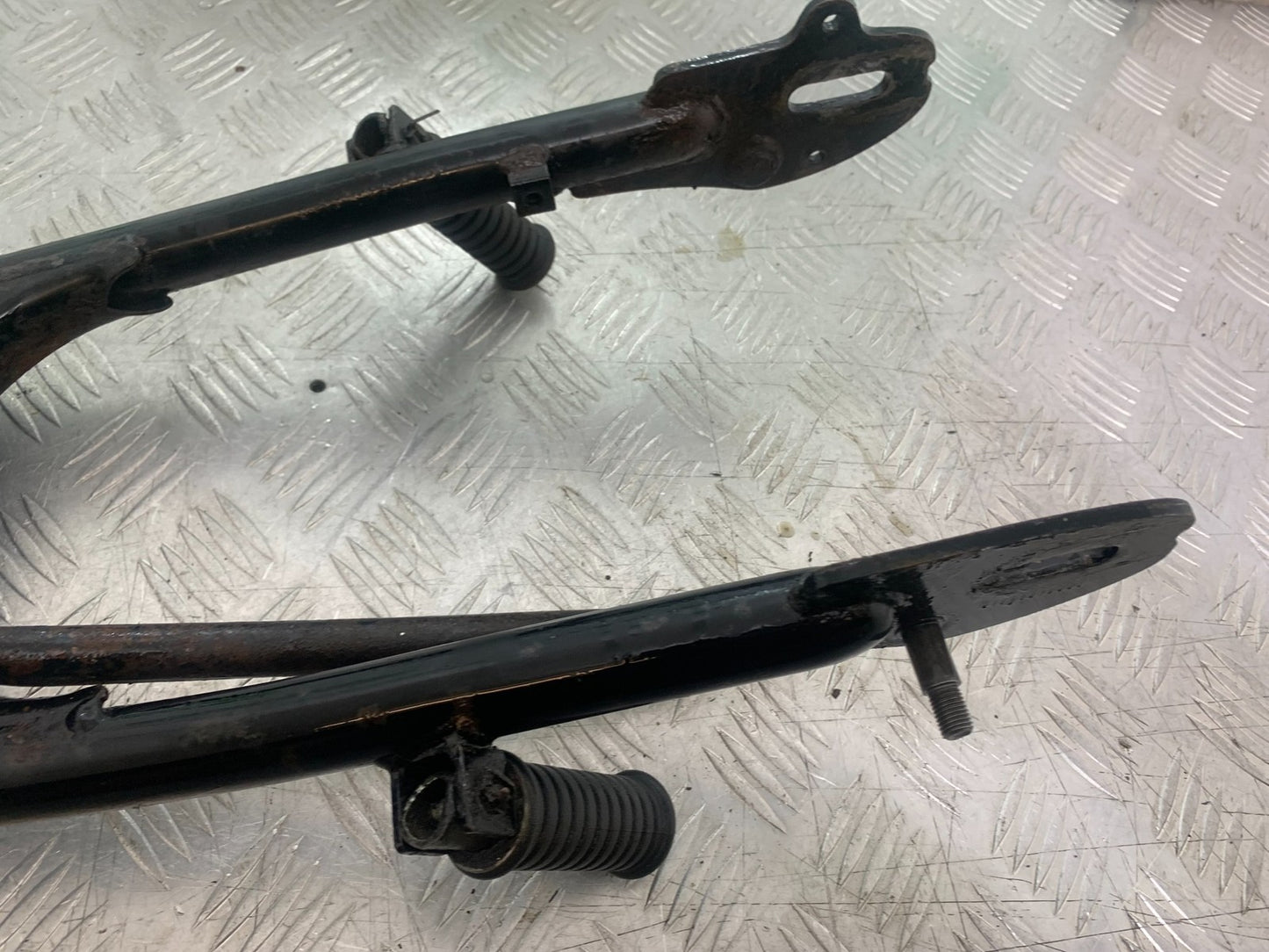 SUZUKI GP100 GP 100 SWINGARM  YEAR 1978-1988 (CMB1259)