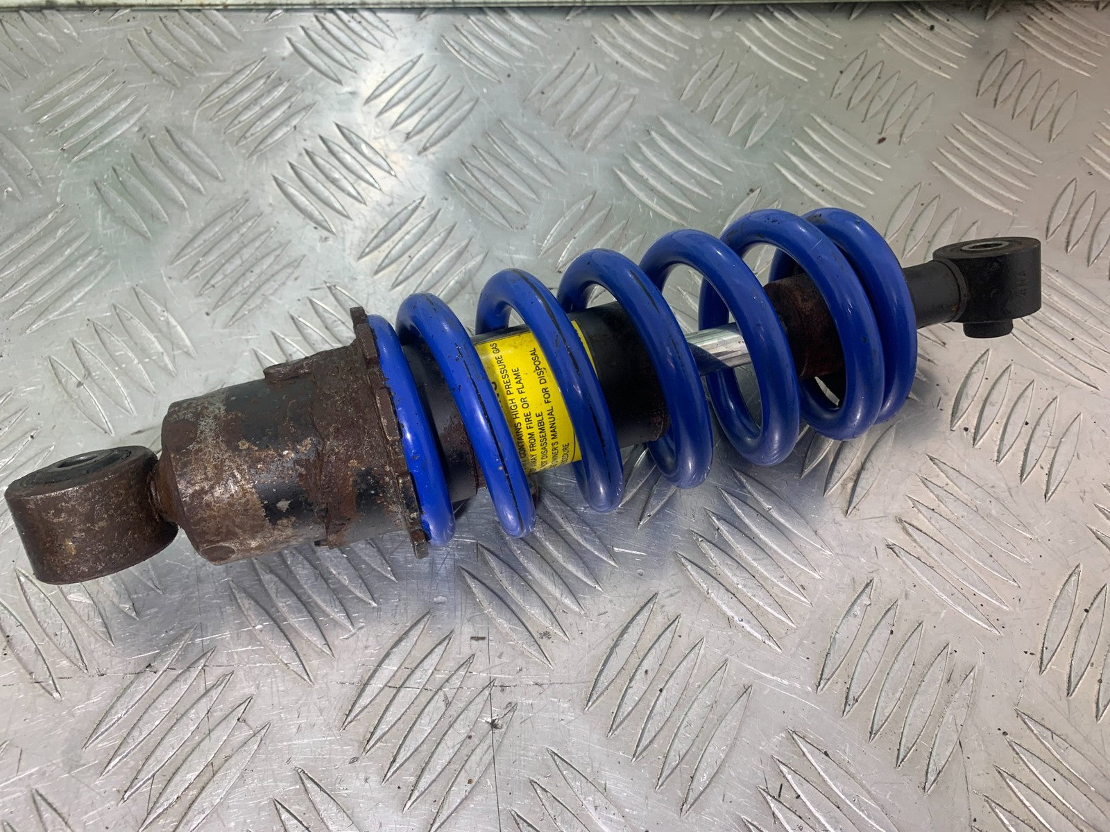 TRIUMPH 675 STREET TRIPLE REAR SHOCK   2013-2016 (CMB1186)