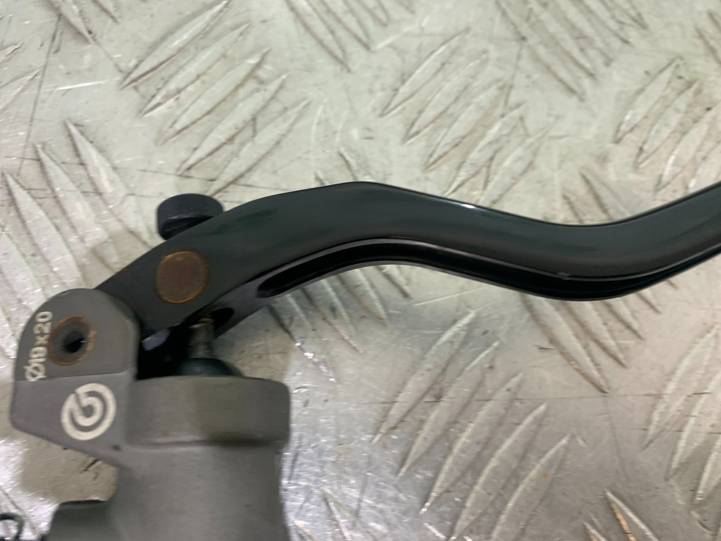 APRILIA RSV4 FACTORY BREMBO FRONT MASTER CYLINDER YEAR 2009-2012 (CMB1224)