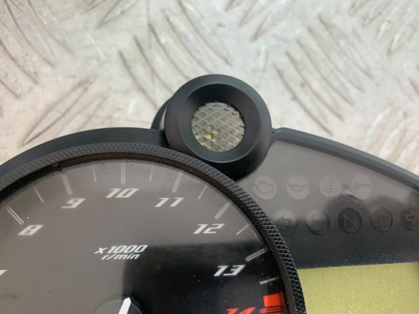 YAMAHA YZF R1 14 B BIG BANG CLOCKS SPEEDO DASH   2009-14 (CMB1175)